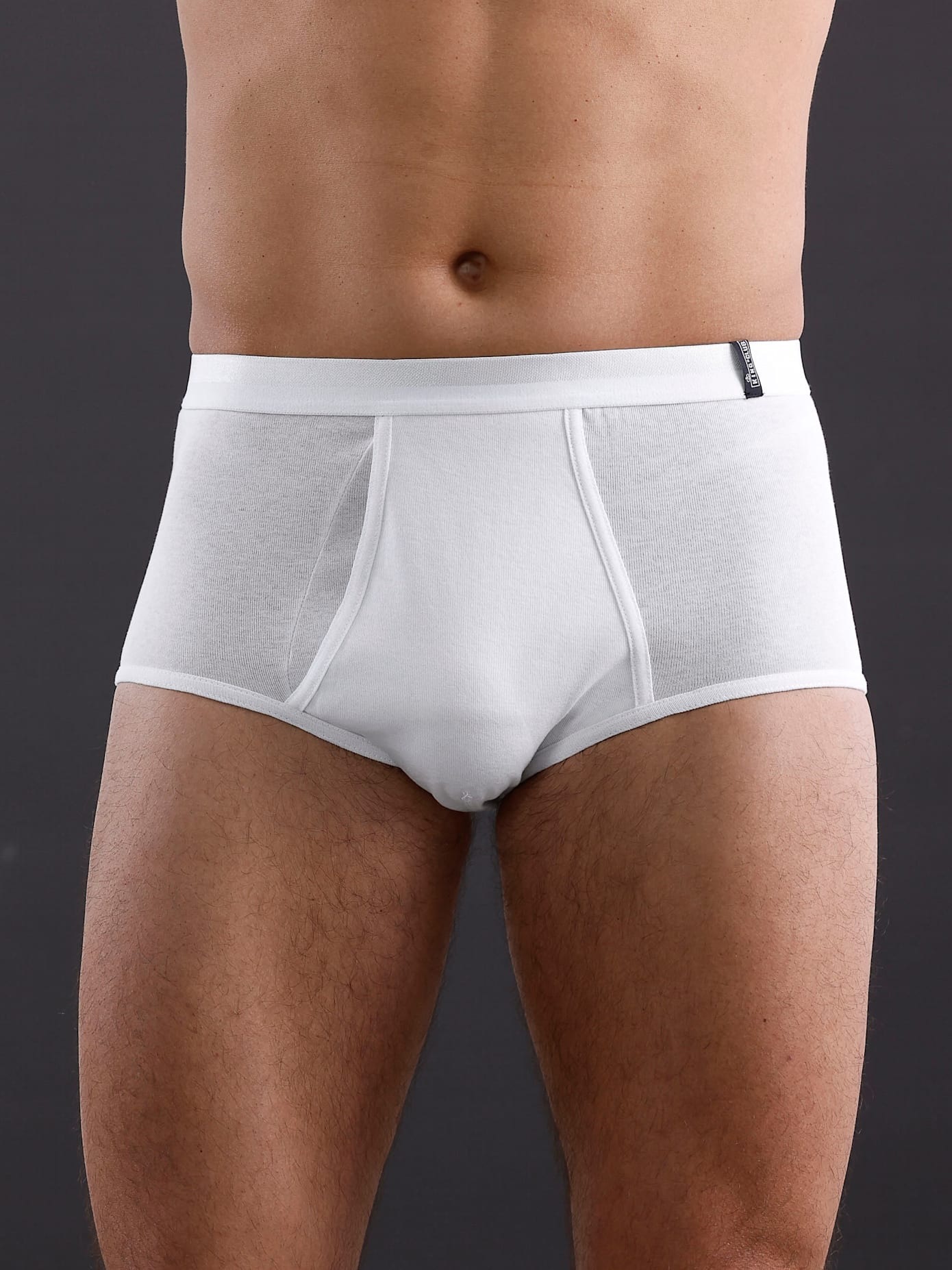 Kings Club Slip, (3 St.)