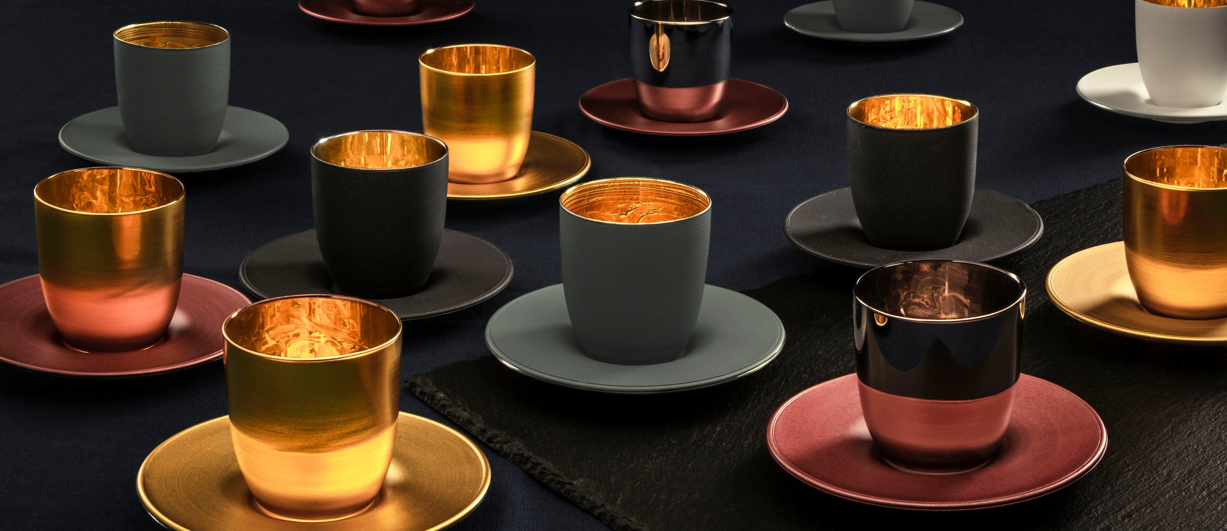 Eisch Germany Espressoglas »COSMO COLLECT, Made in Germany«, (Set, 2 tlg., Espressoglas mit Untertasse im Geschenkkarton), in Handarbeit mit 24karätigem Gold veredelt, grauer Stein-Look