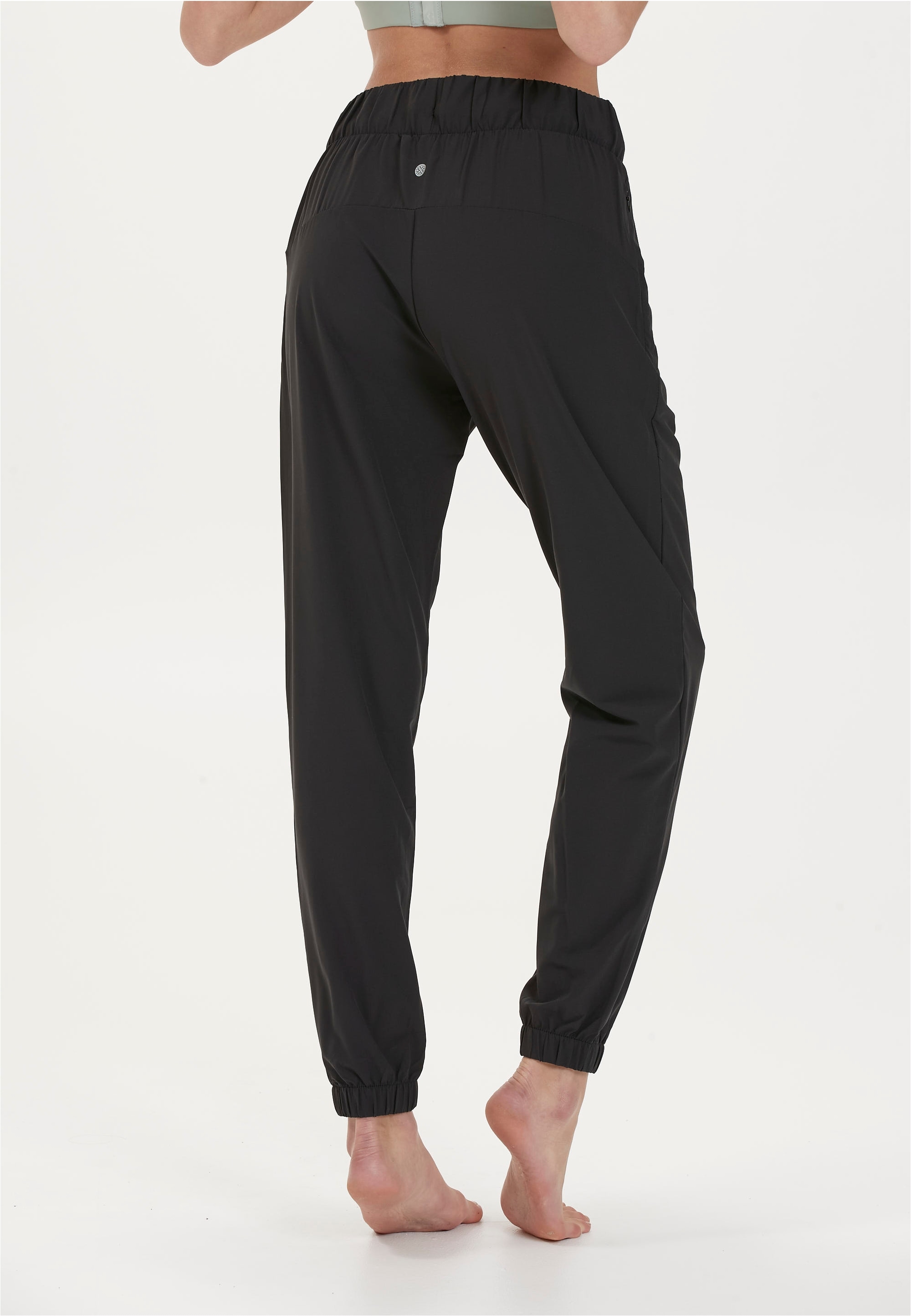 ATHLECIA Sweathose »Austberg«, im angesagten Look