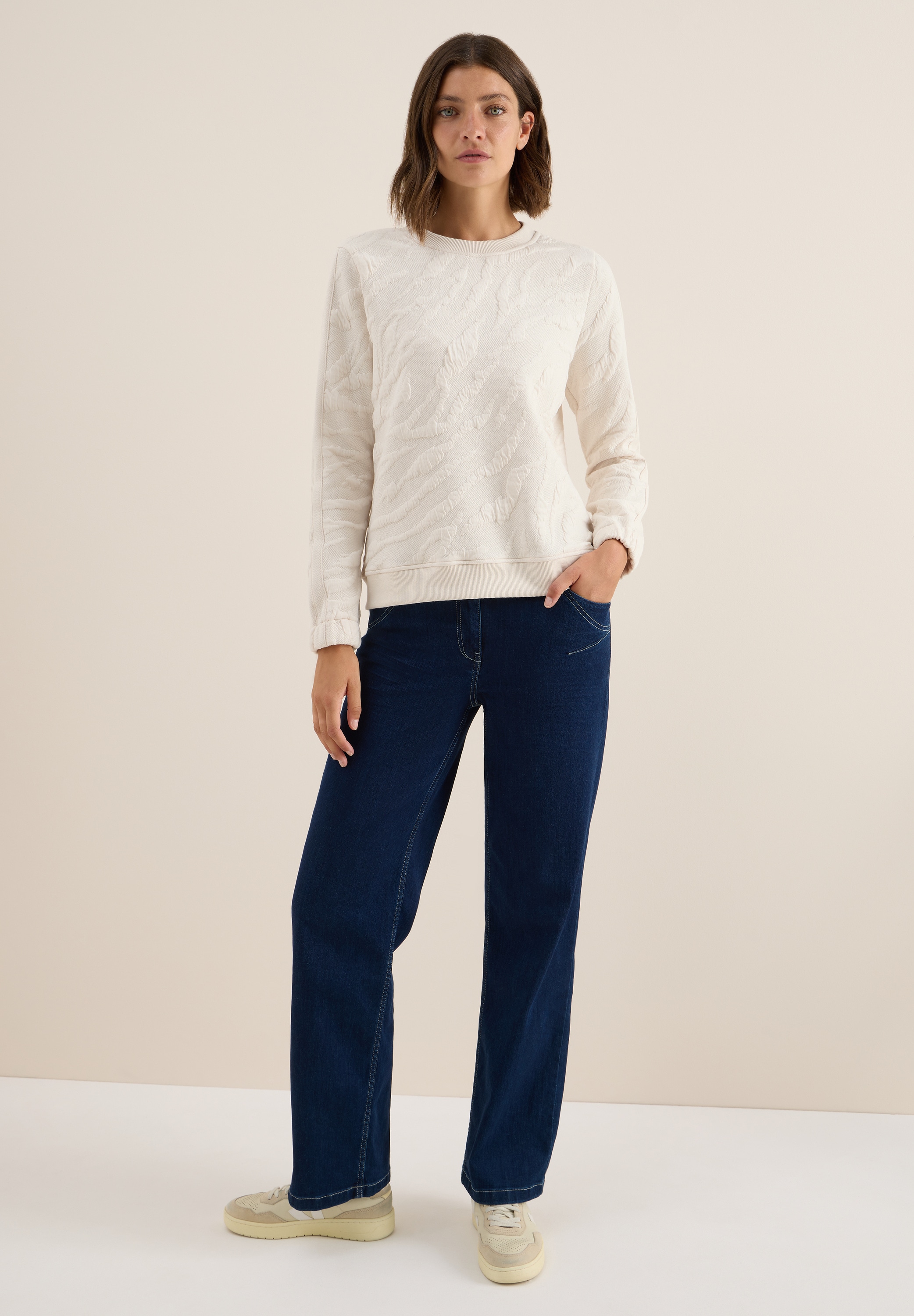 Cecil Sweatshirt