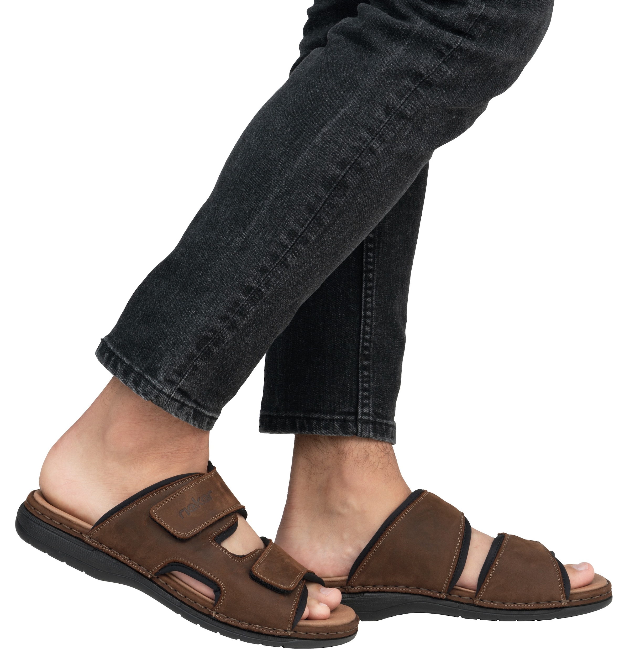 Rieker Pantolette, Hausschuh, Sommerschuh, Urlaubschuh mit dezentem Logoschriftzug