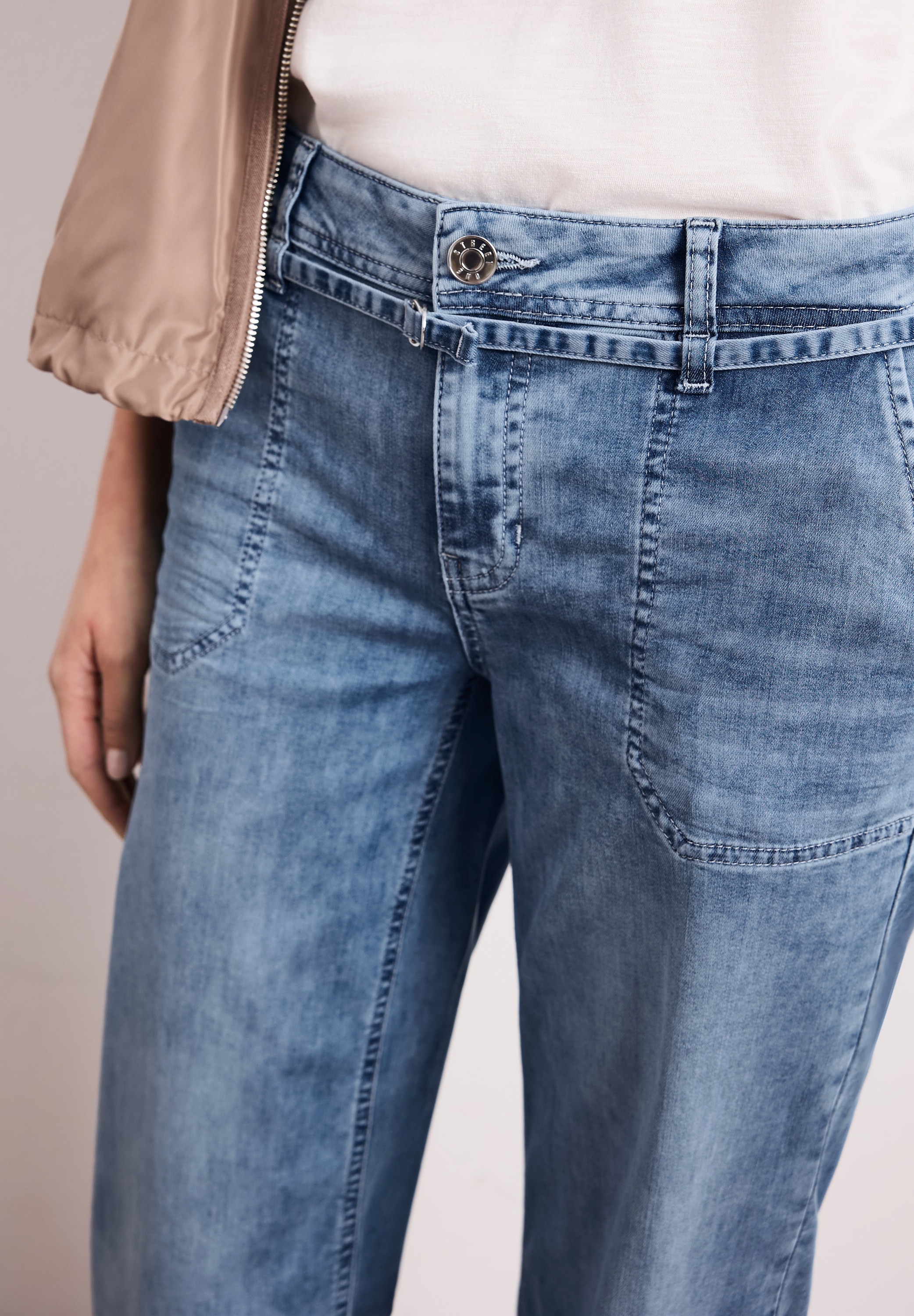 STREET ONE Loose-fit-Jeans »Style Emee« mit Jeans-Band-Detail
