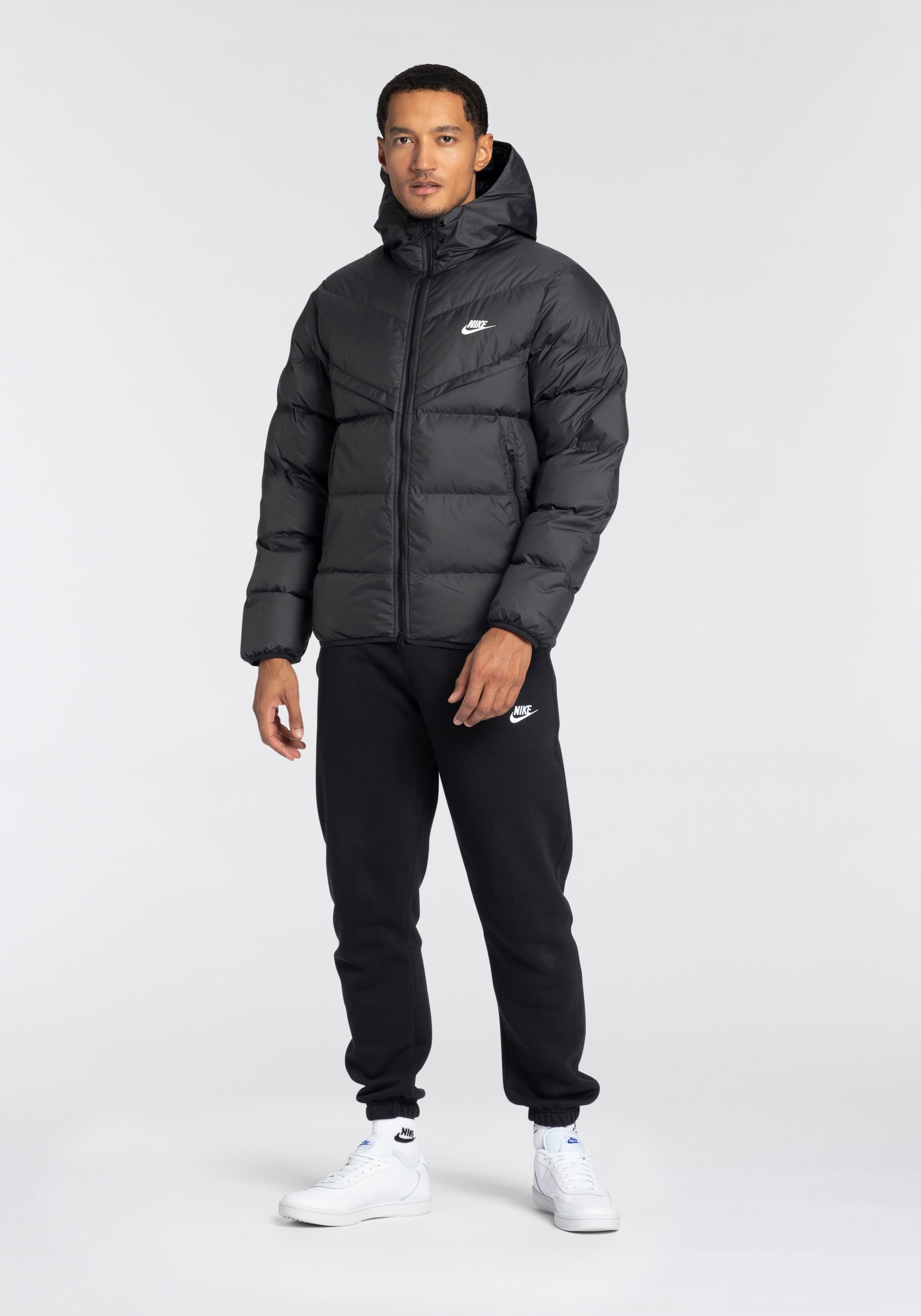 Nike Sportswear Windbreaker »STORM-FIT WINDRUNNER MEN'S INSULATED HOODED JACKET«