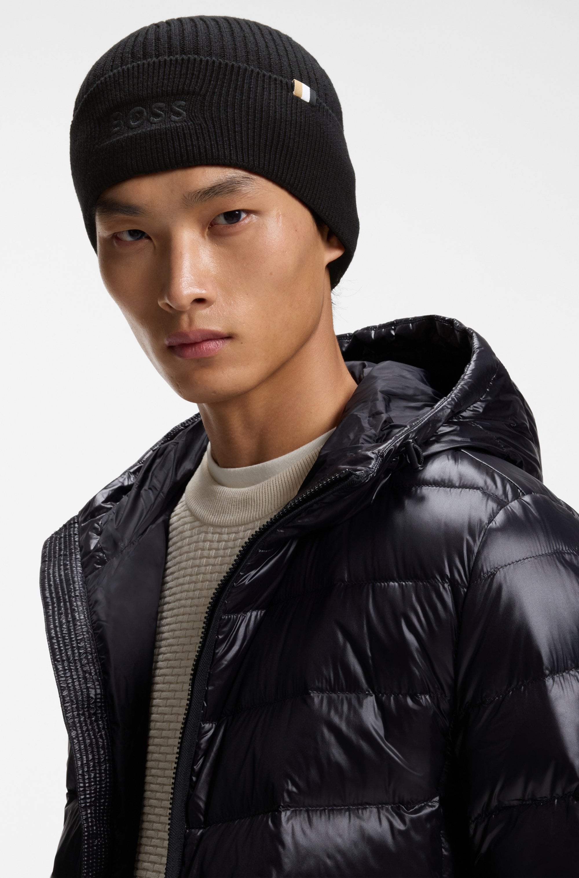 BOSS Strickmütze »Magico R Hat« mit tonaler Logostickerei, unisex