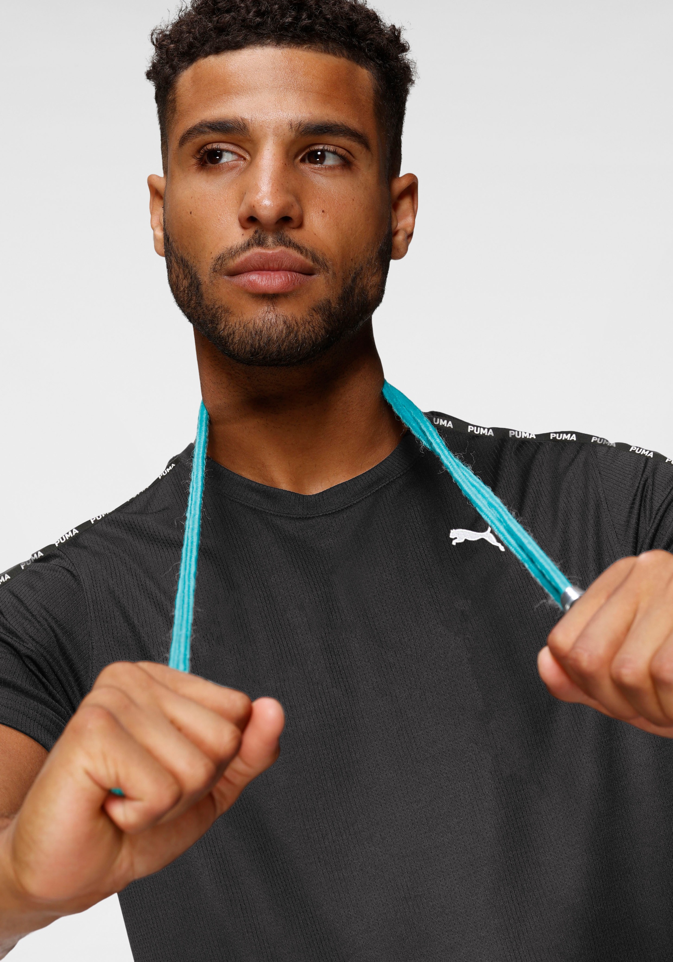 Thumbnail - PUMA Trainingsshirt "ESSENTIALS TAPED TEE" regular fit, mit DryCELL-Technologie, atmungsaktiv