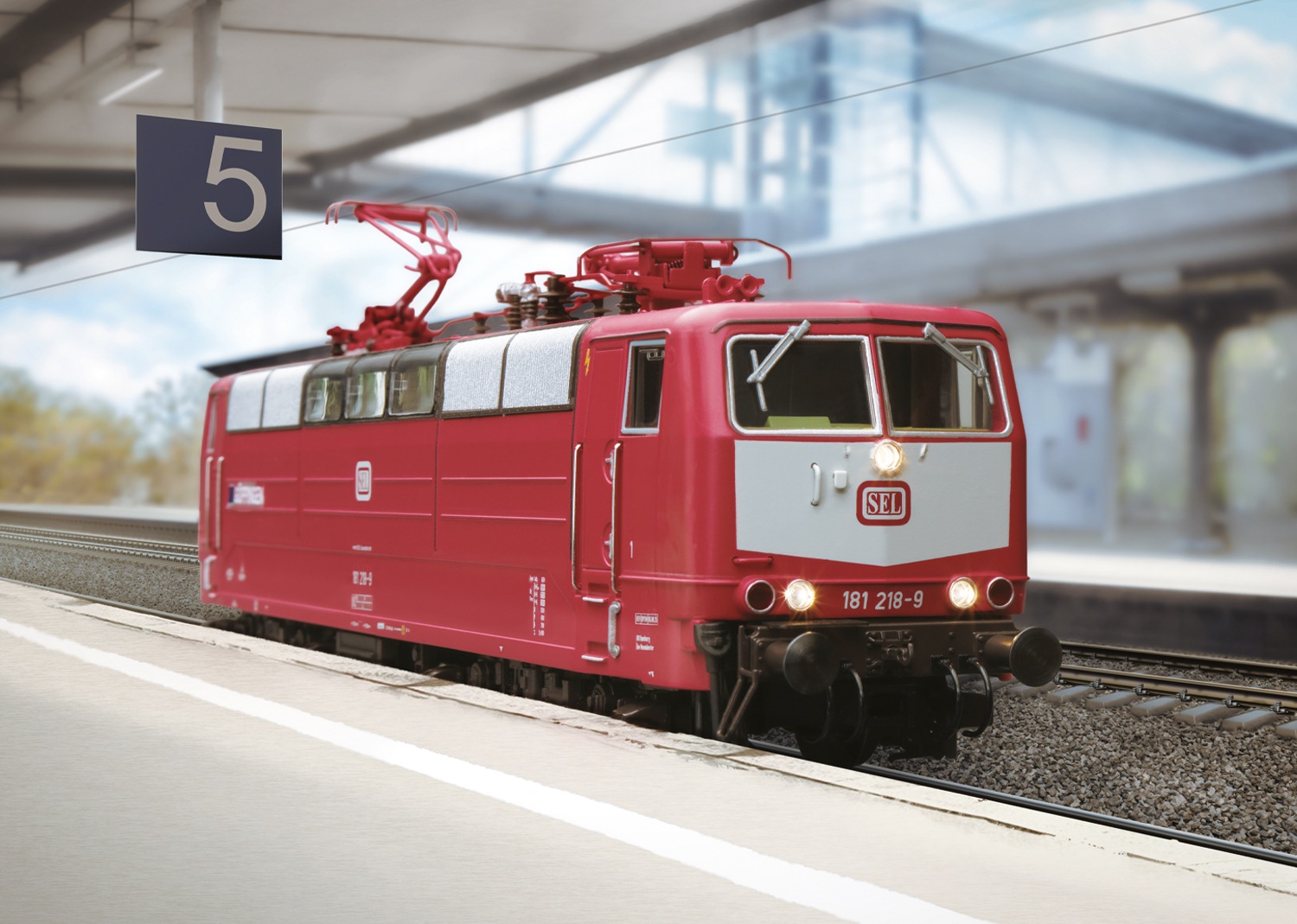 Märklin Elektrolokomotive »Baureihe 181.2 - 39587« mit Sound und Licht