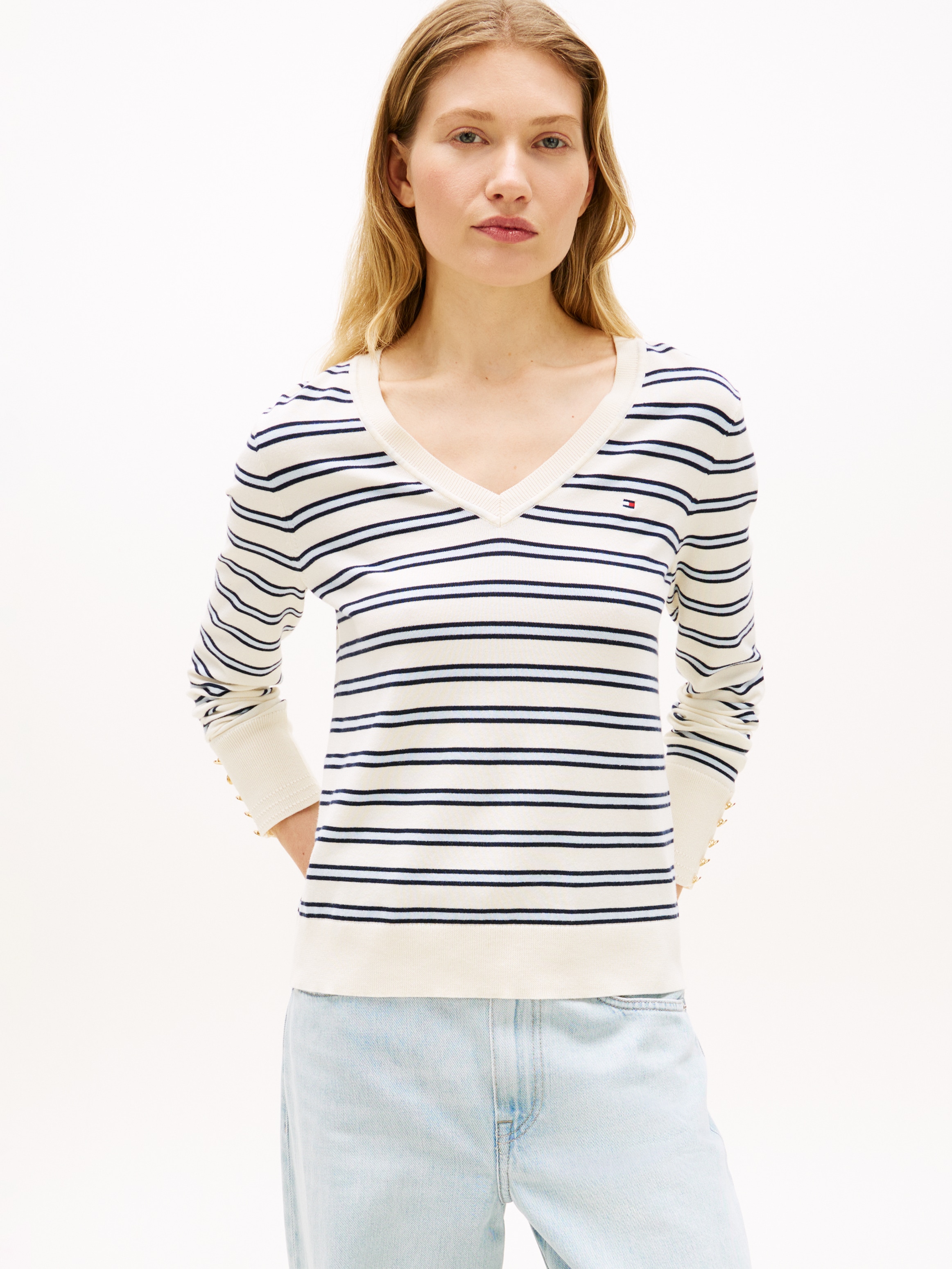 Tommy Hilfiger Strickpullover "STITCH V-NECK" mit Knopfdetail am Ärmel, Reg günstig online kaufen