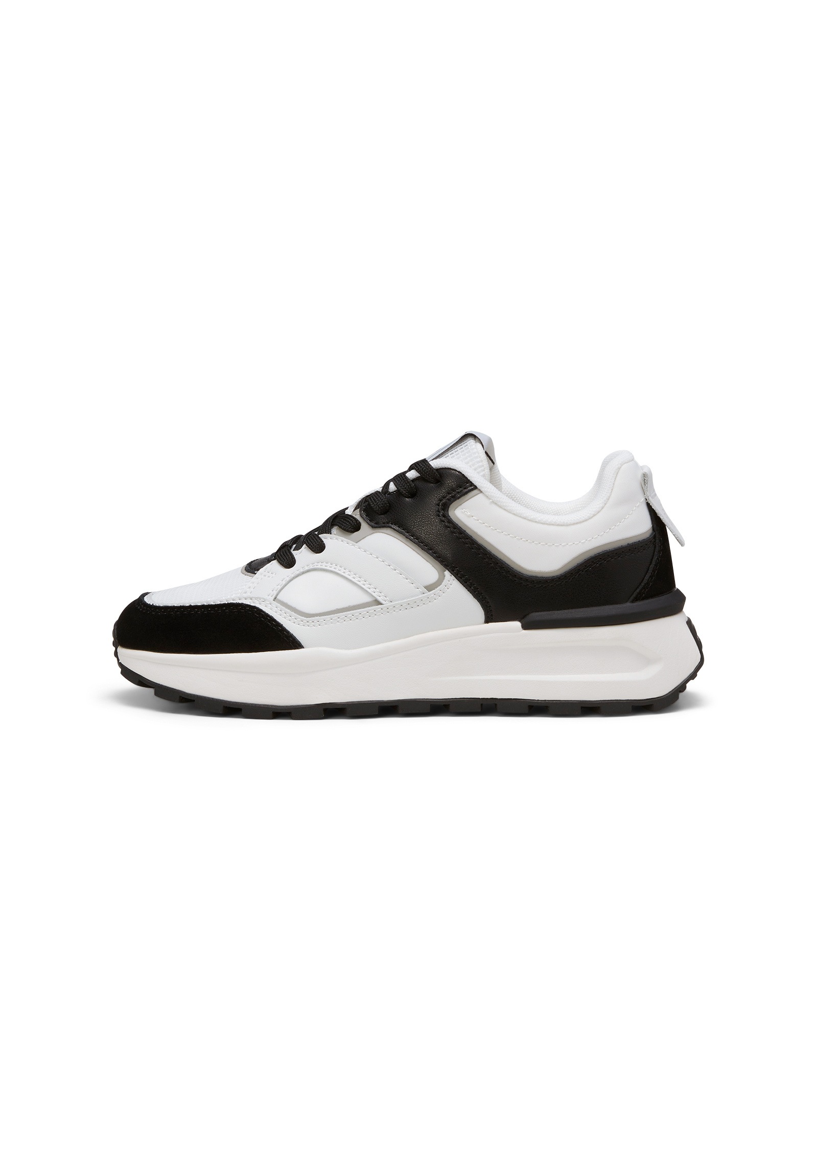 Marc O'Polo Sneaker »aus Rindleder und Mesh«