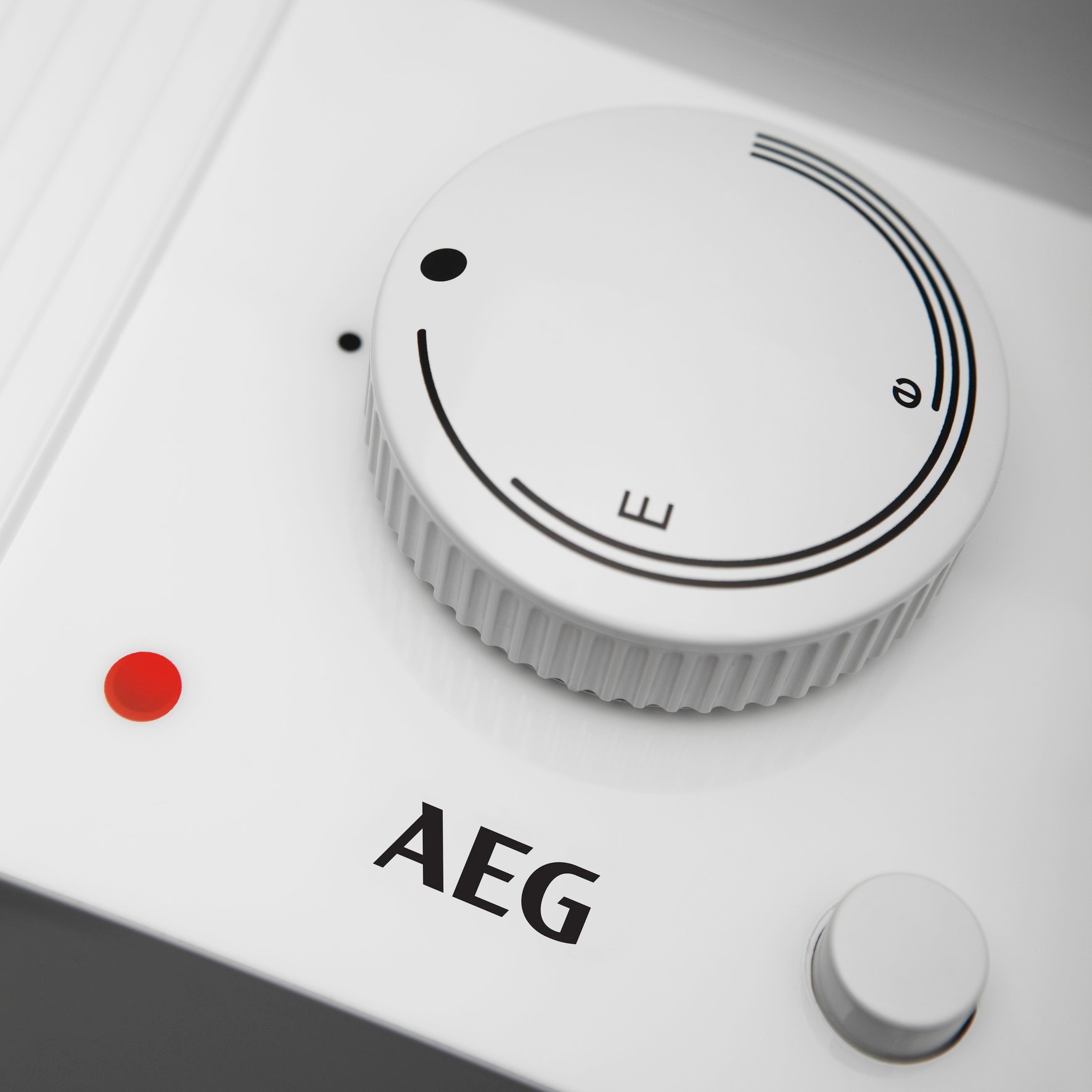 AEG Haustechnik Wandspeicher "DEM 150 Basis, Wandspeicher 150 Liter" stufenlose Temperaturwahl, Schnellaufheiztaste, VDE geprüft