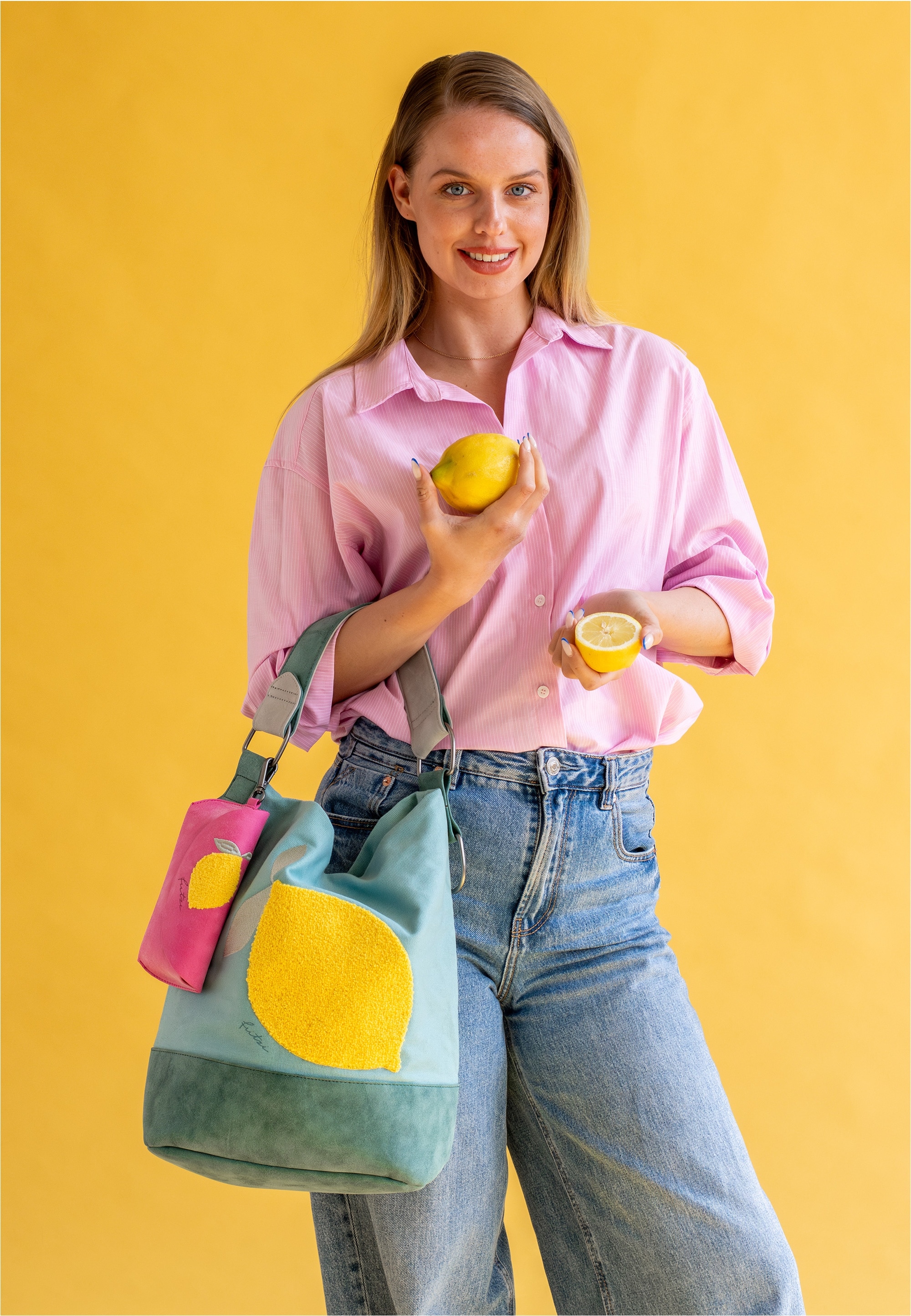 Fritzi aus Preußen Henkeltasche »Izzy07 Limited Squeezy Lemon« im sommerlichen Design