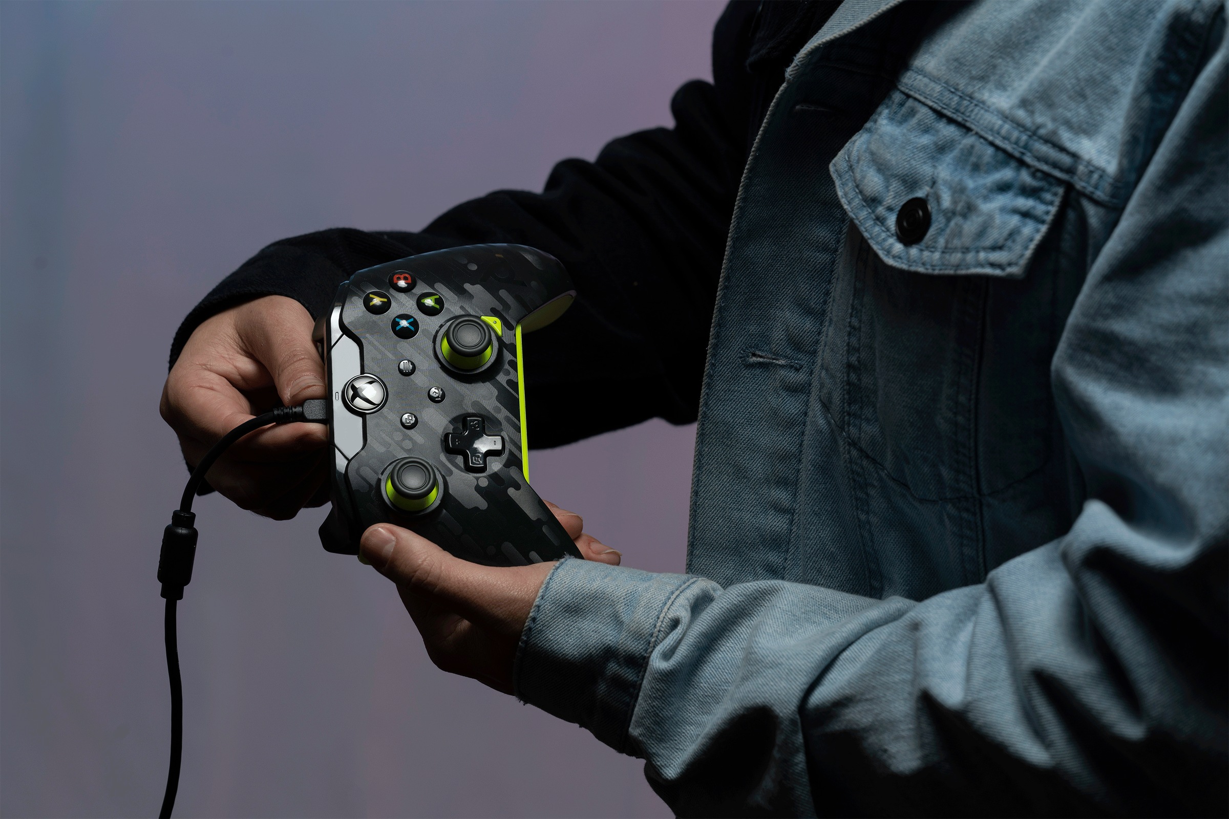 PDP - Performance Designed Products Gamepad »kabelgebunden Electric Carbon XBOX Series X«