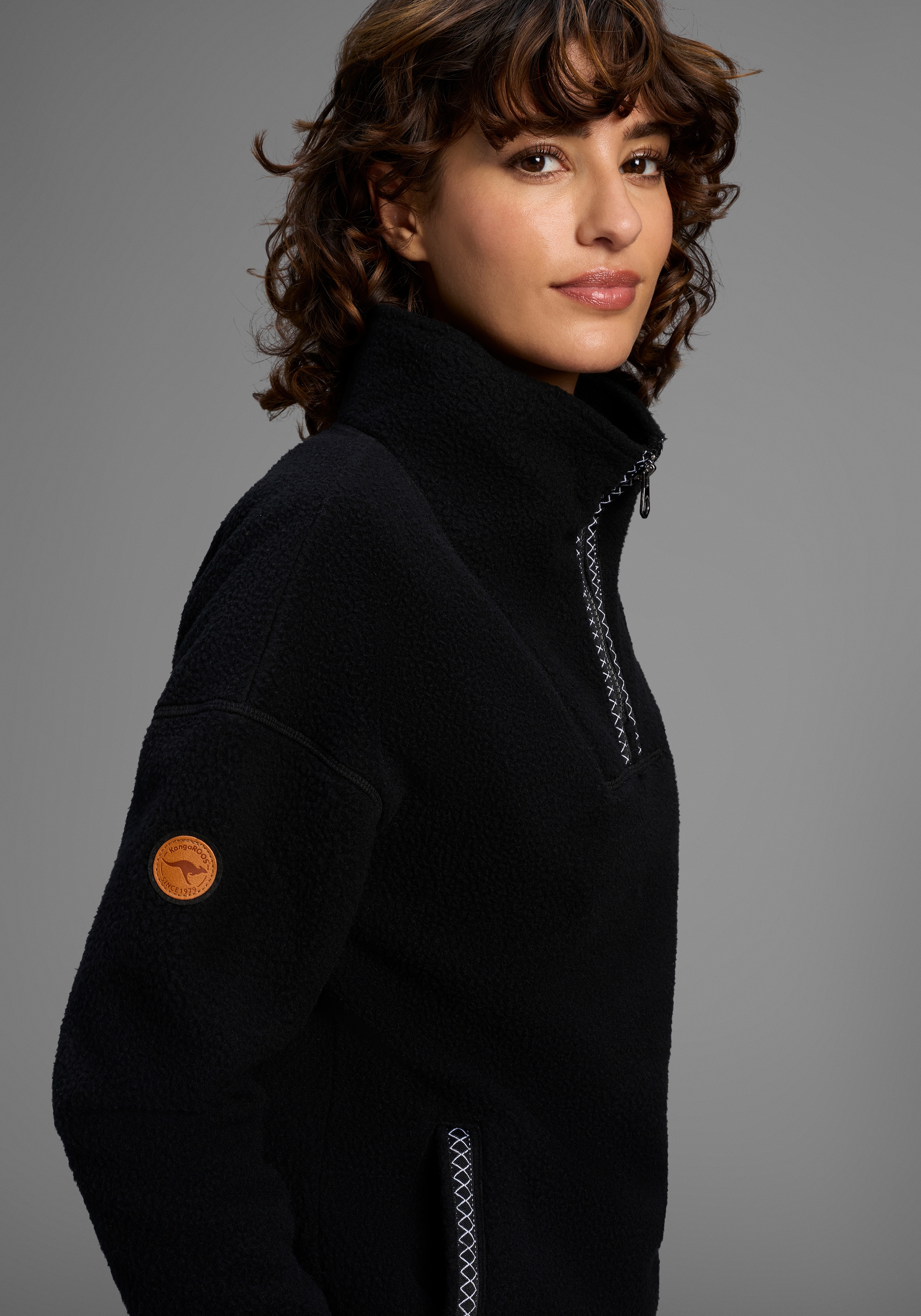 KangaROOS Fleecepullover, aus kuscheligem Sherpa Fleece, Half-zip