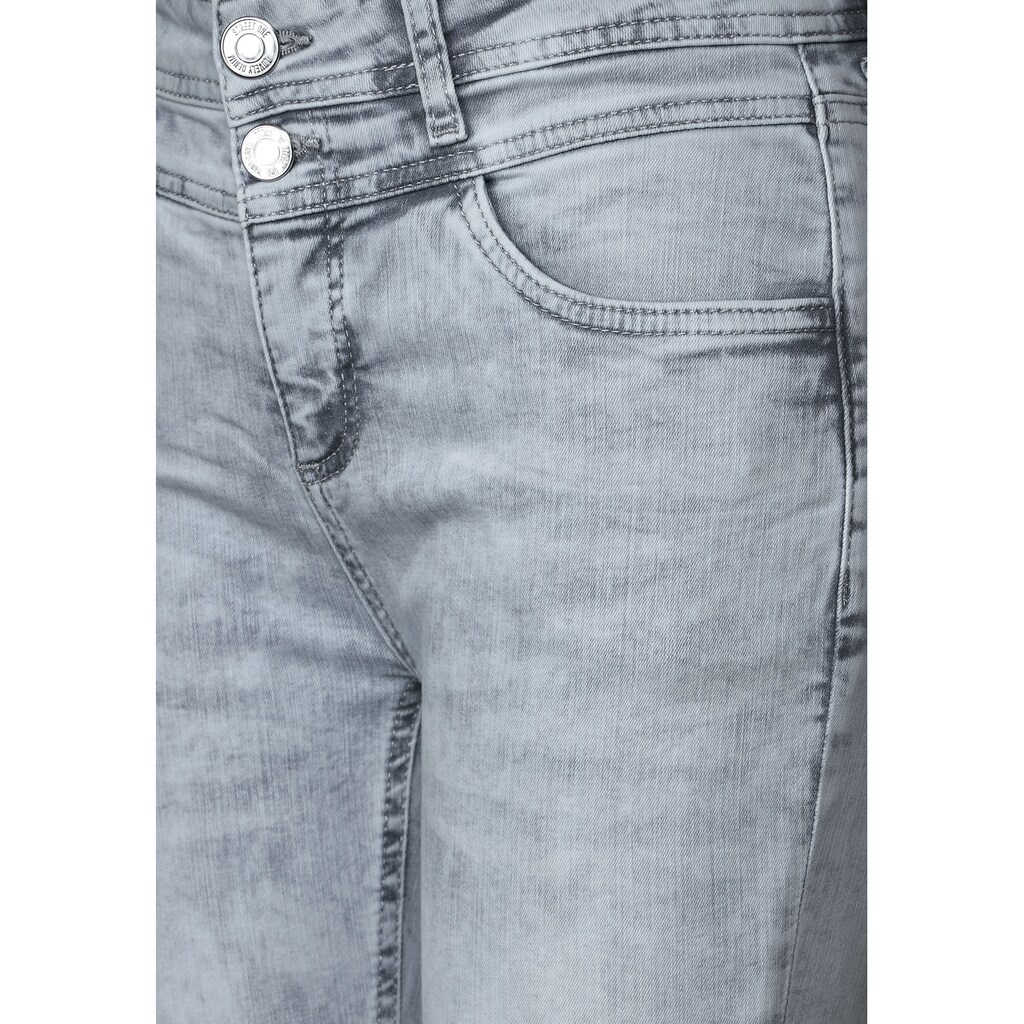 STREET ONE Gerade Jeans, 4-Pocket Style