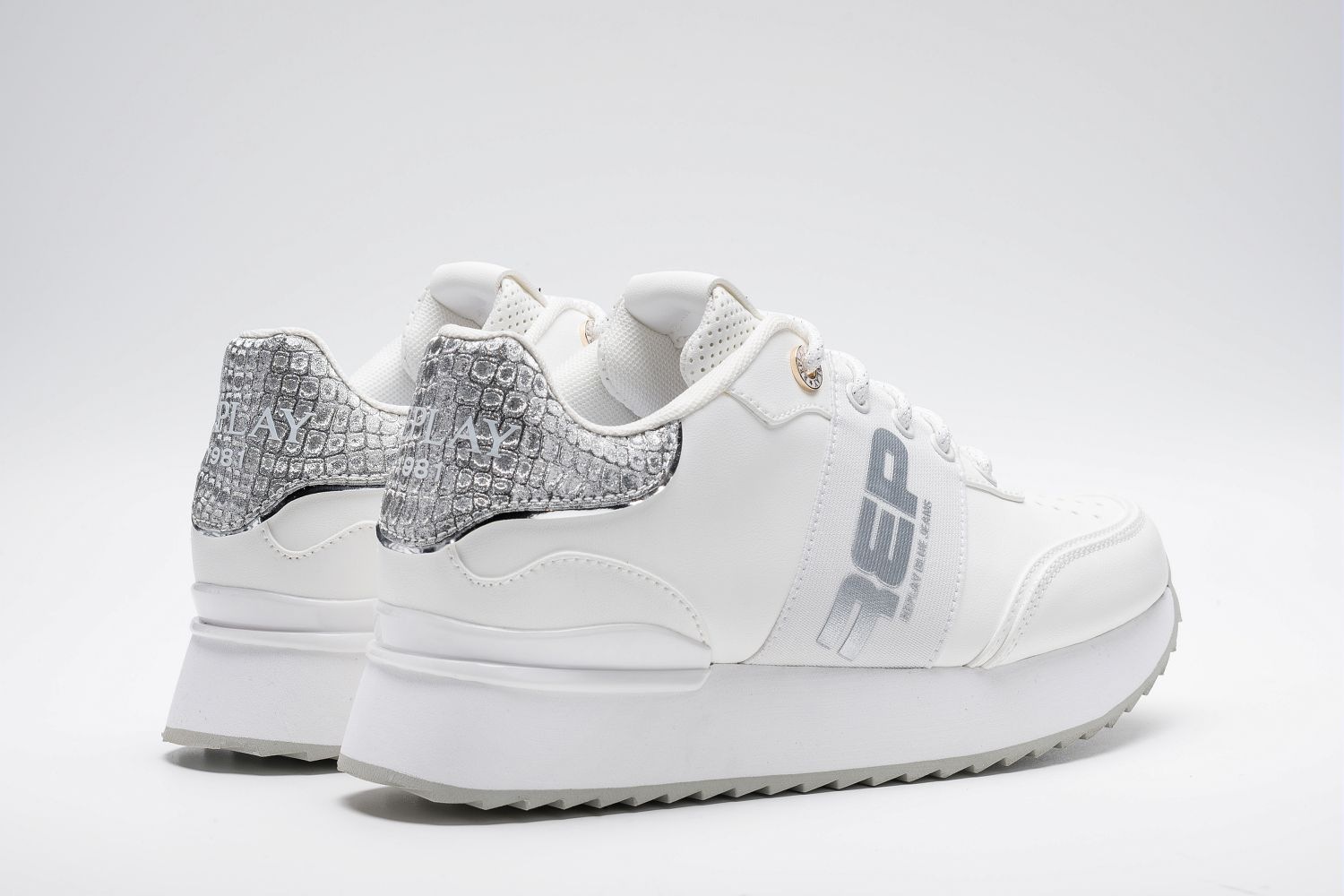 Replay Plateausneaker Schnürschuh, Freizeitsneaker, Halbschuh mit Perforati günstig online kaufen