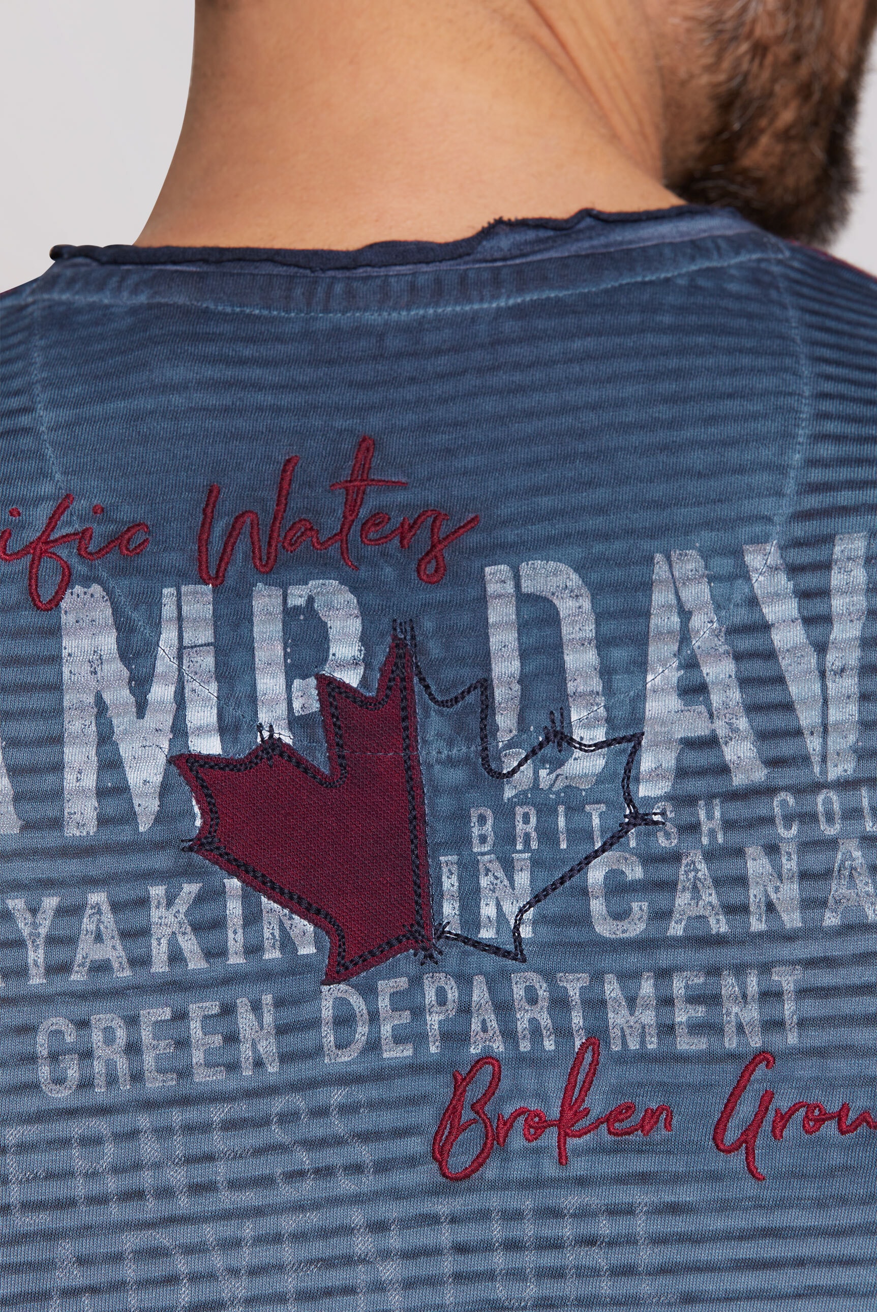 CAMP DAVID V-Shirt, mit offenen Kanten