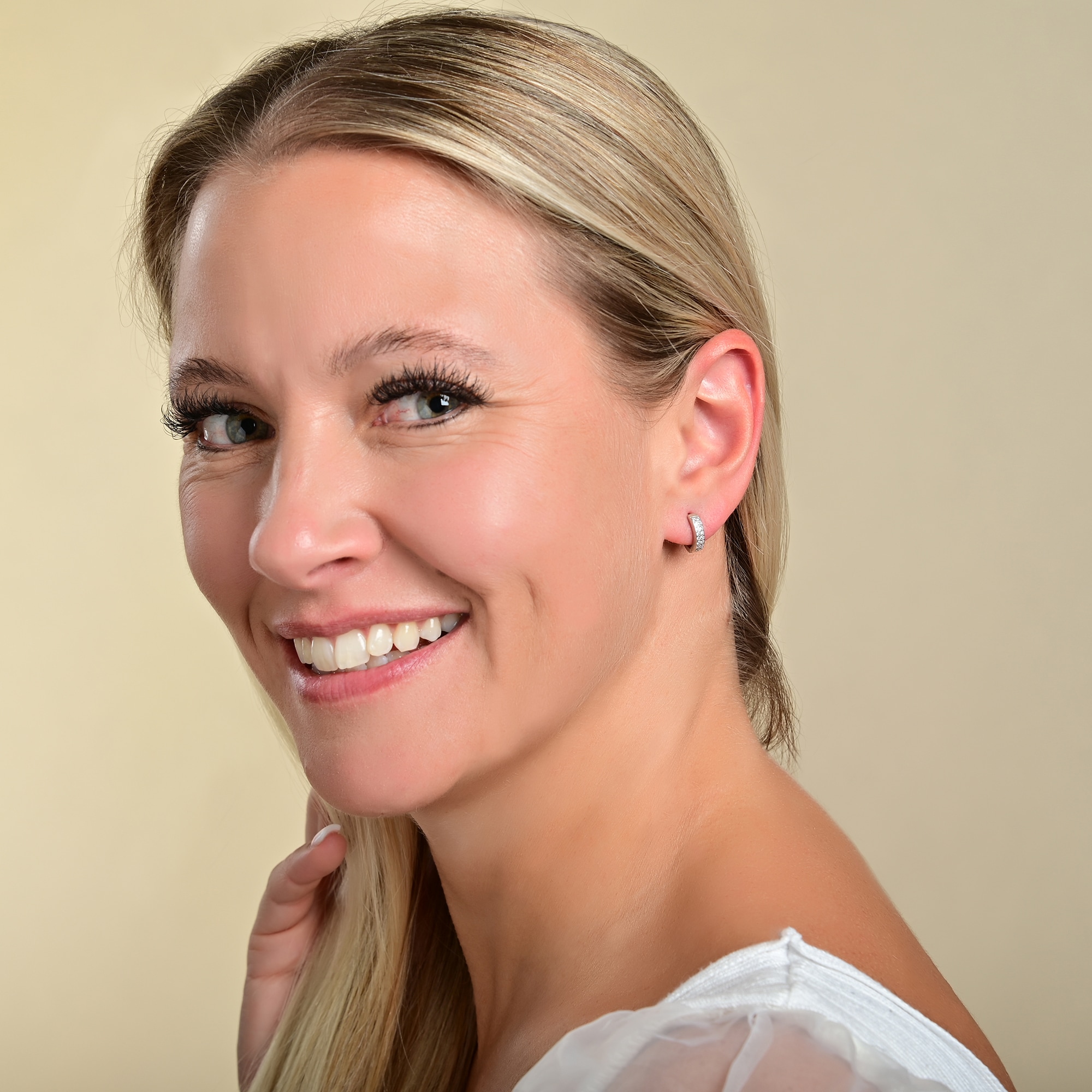 Adelia´s Klappcreolen »Damen Ohrringe – Klappcreole aus 925 Silber mit Zirkonia« Ein kleines Geschenk mit großer Wirkung