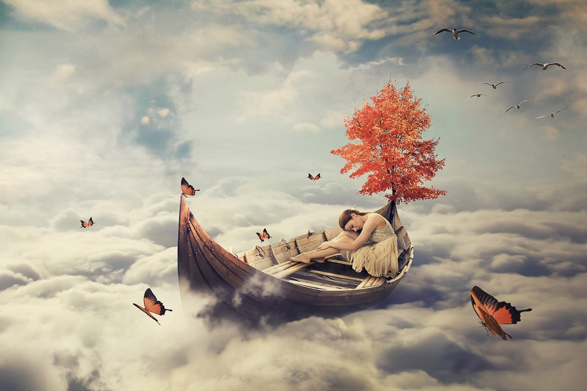 Papermoon Fototapete "SURREAL-HERBST SCHMETTERLINGE WOLKEN HIMMEL WANDTAPETE"