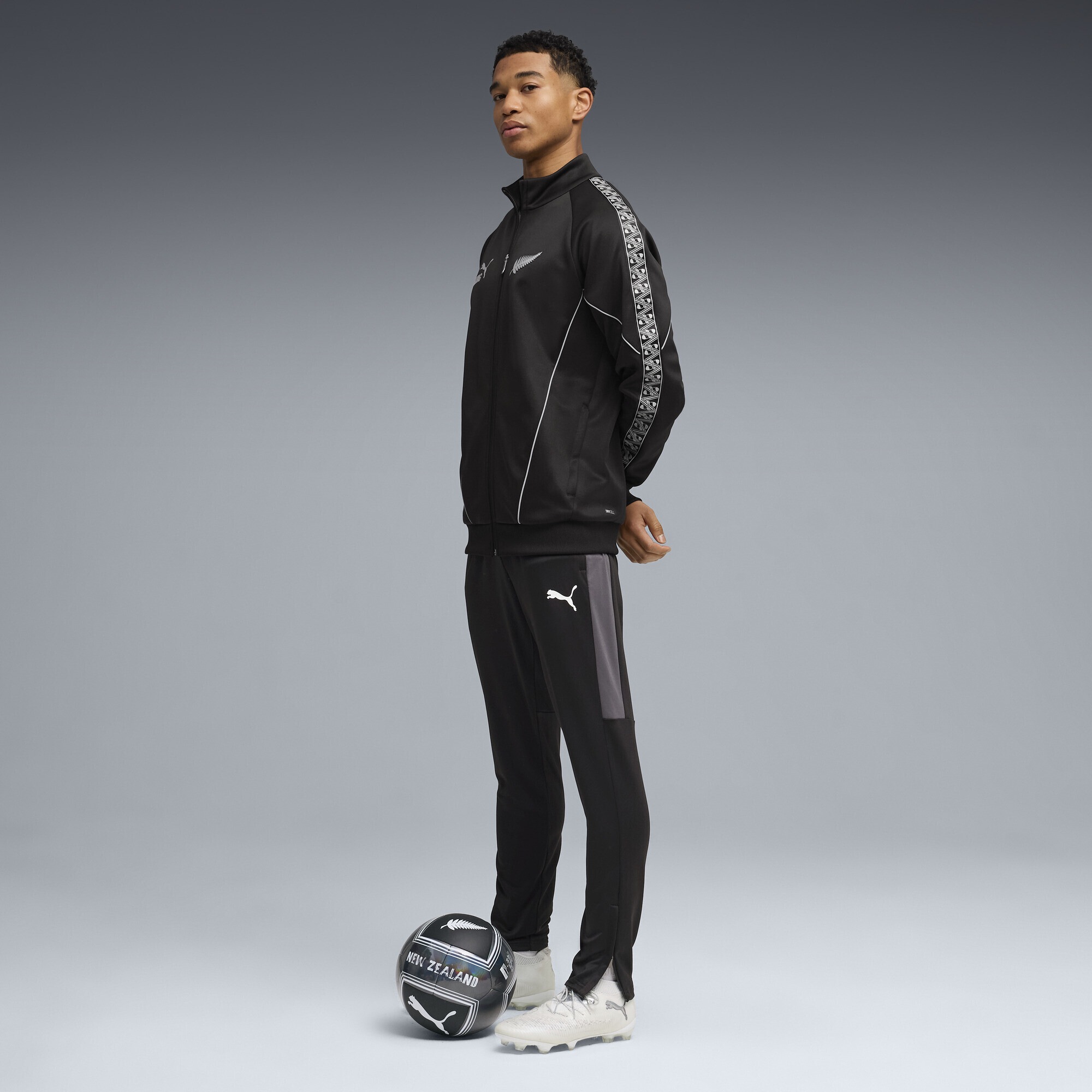 PUMA Sweatjacke »Neuseeland KING Anthem Jacke Herren«