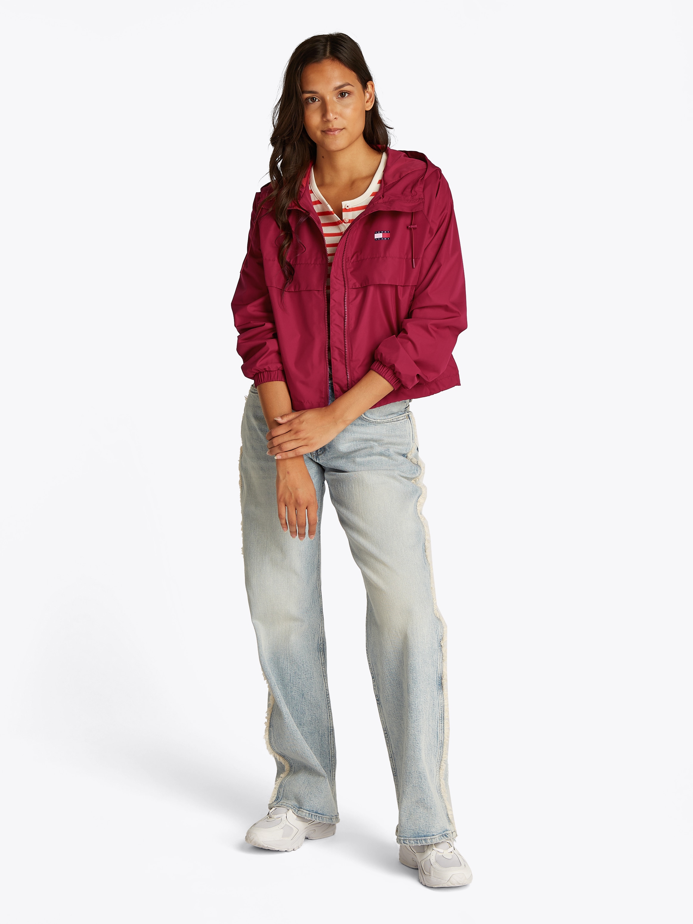 Tommy Jeans Windbreaker »TJW ESSENTIAL WINDBREAKER EXT«, mit Kapuze, mit Logodruck