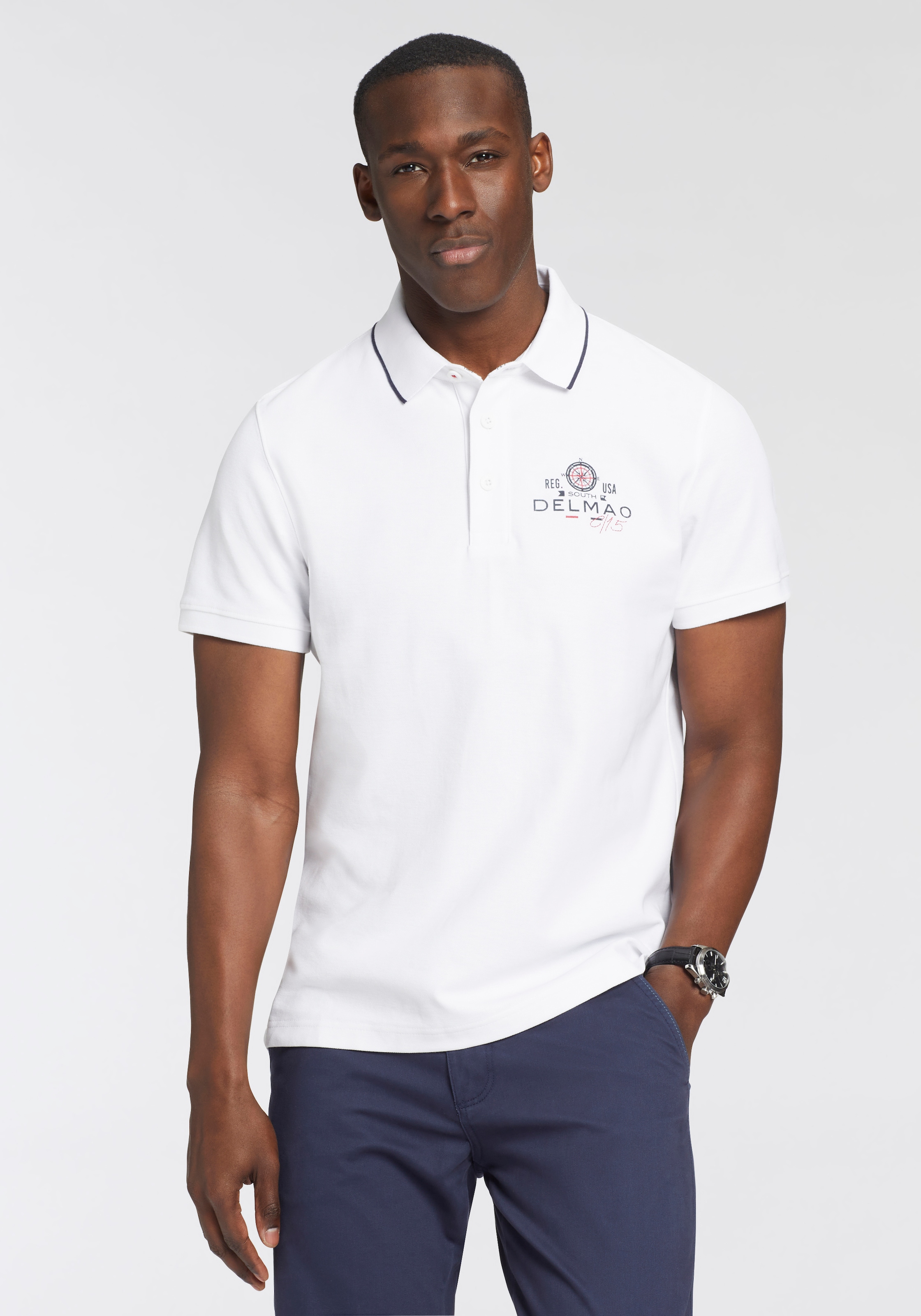 DELMAO Poloshirt, mit Brustprint günstig online kaufen