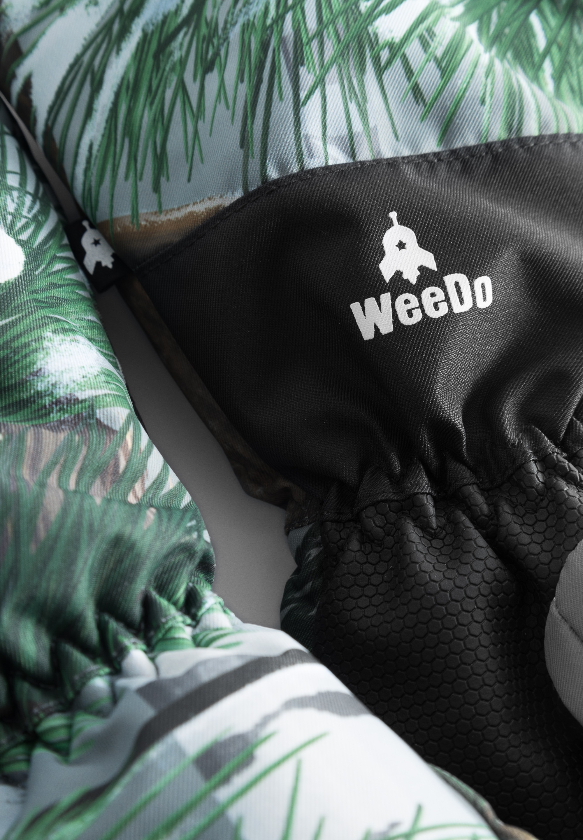 WeeDo Fäustlinge »COSMO WOODS«, lange Manschetten, passend zur WeeDo Kollektion