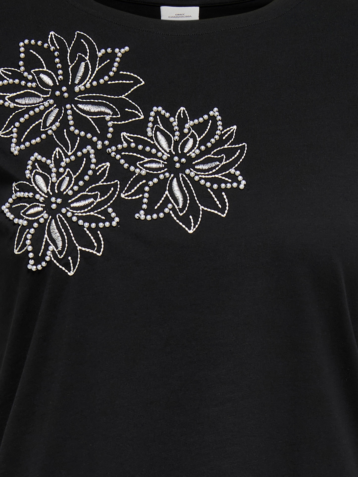 ONLY CARMAKOMA Rundhalsshirt »CARTIMON LIFE S/S O-NECK REG FIT TEE JRS«