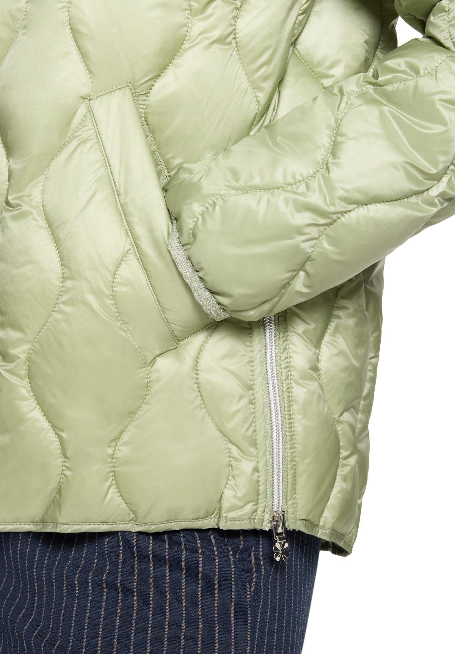 Cartoon Steppjacke »Damen mit Eingrifftaschen« mit Kapuze