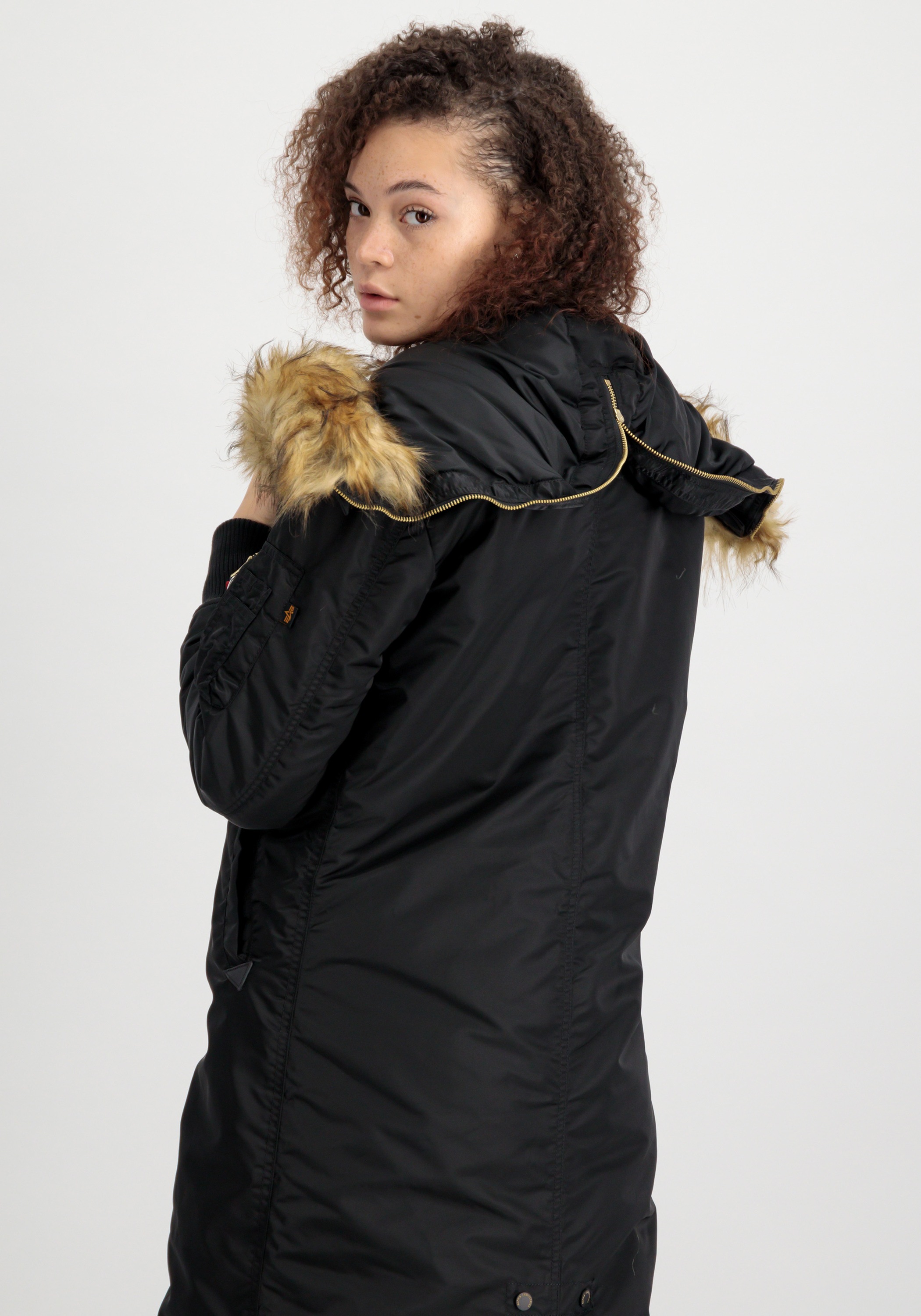Alpha Industries Winterjacke »Alpha Industries Women - Cold Weather Jackets Long Fishtail W«