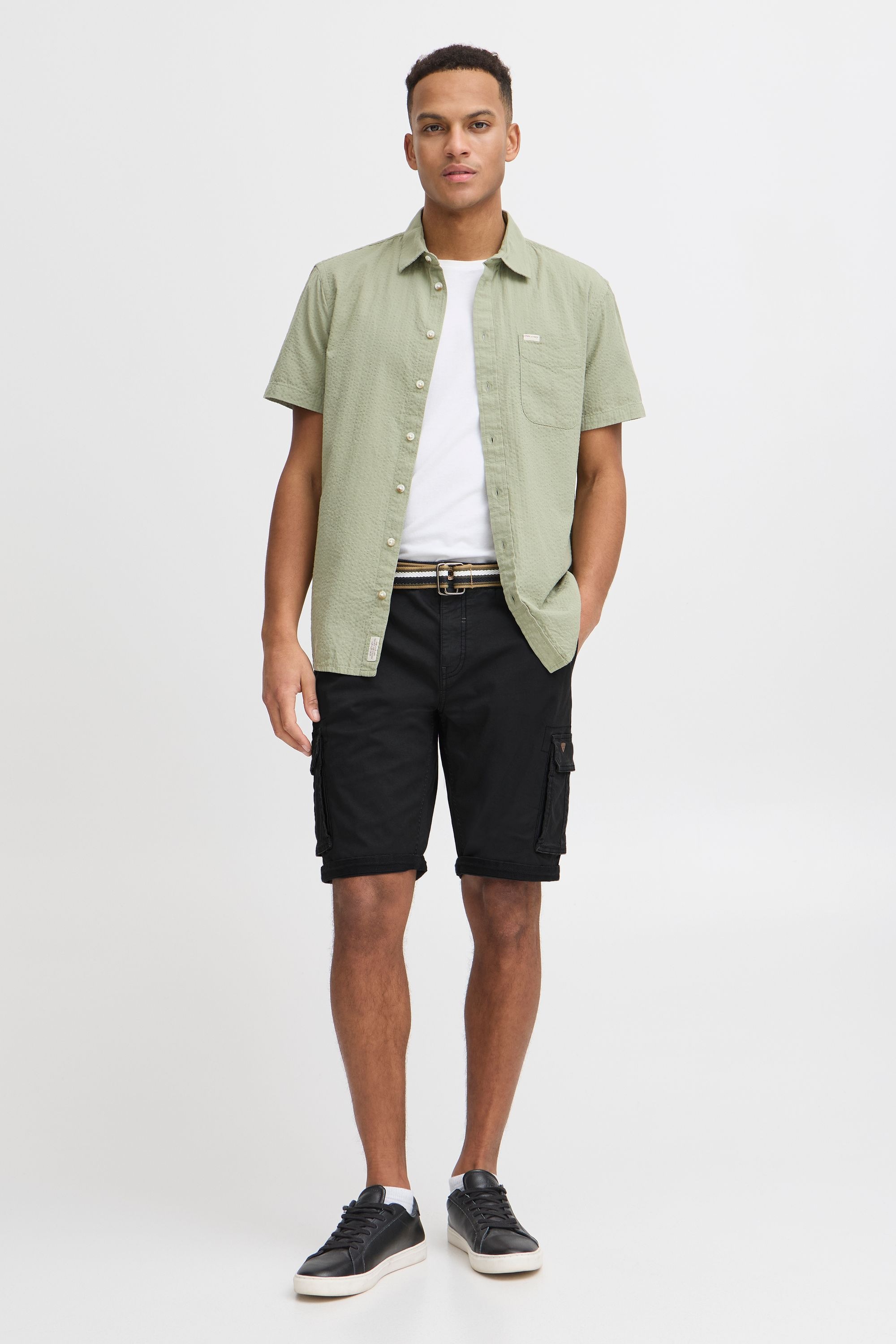 Cargoshorts BLEND "BHBrian", Herren, Gr. XXL, US-Größen, schwarz, Web, 98% Baumwolle, 2% Elasthan, unifarben, regular fit kurz, Hosen, Stilvolle Cargo Shorts mit Taschen und Gürtel 2