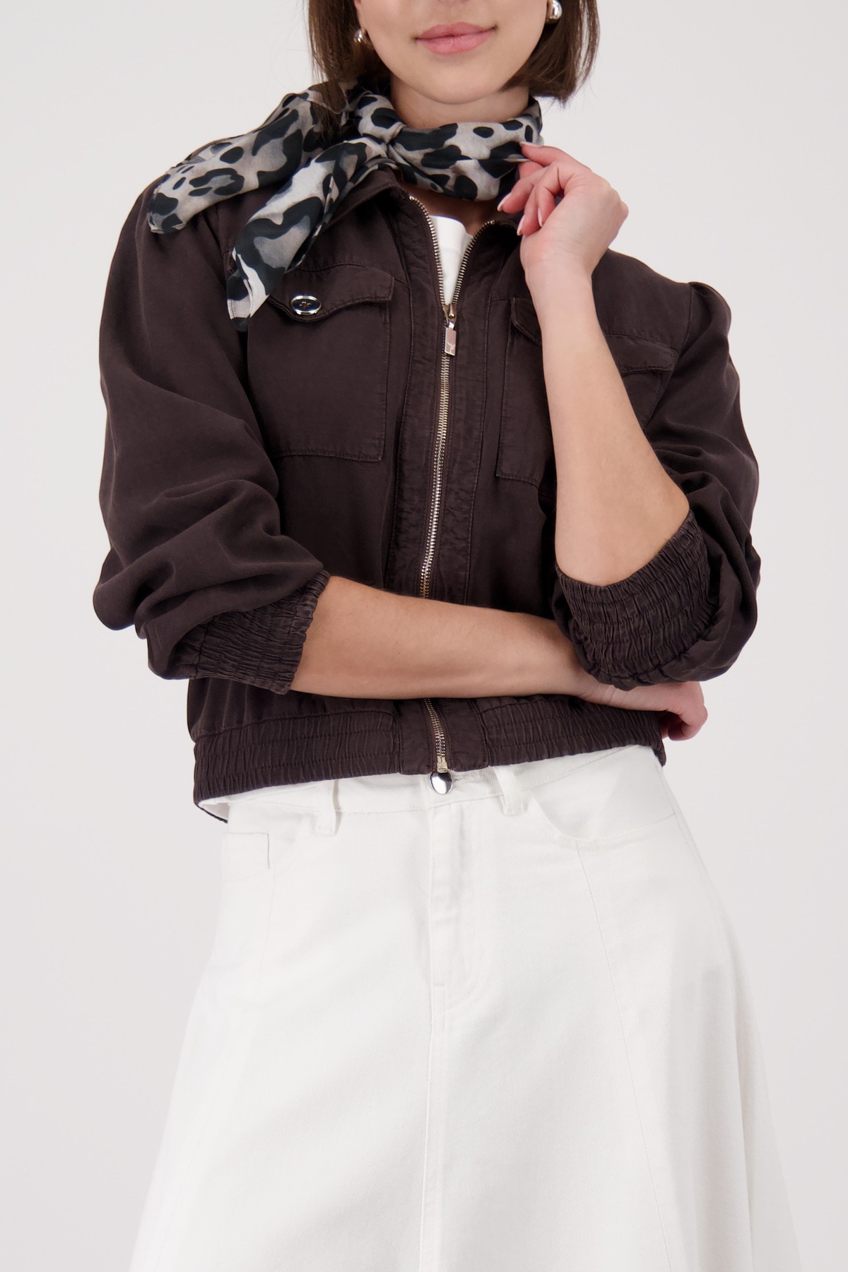 Monari Modetuch »Schal/Tuch Leodruck allover« Regular fit mit Leomuster