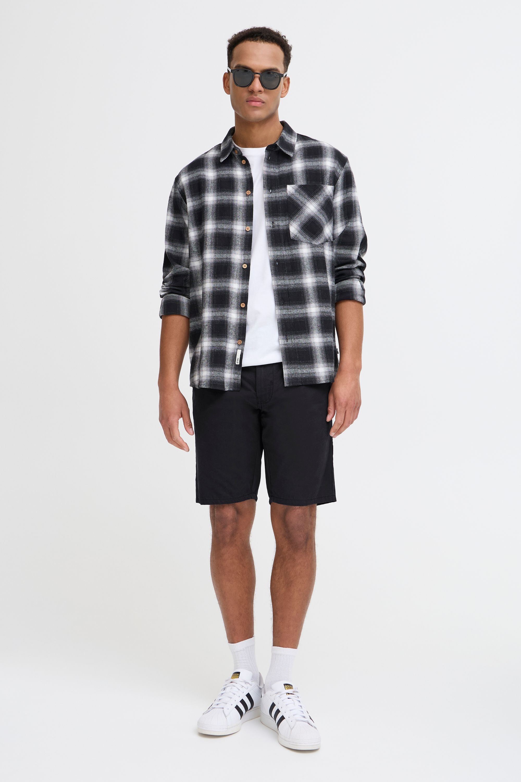 Blend Chinoshorts »BHSasuke«  Chino Shorts mit knöpfbarer Zusatztasche