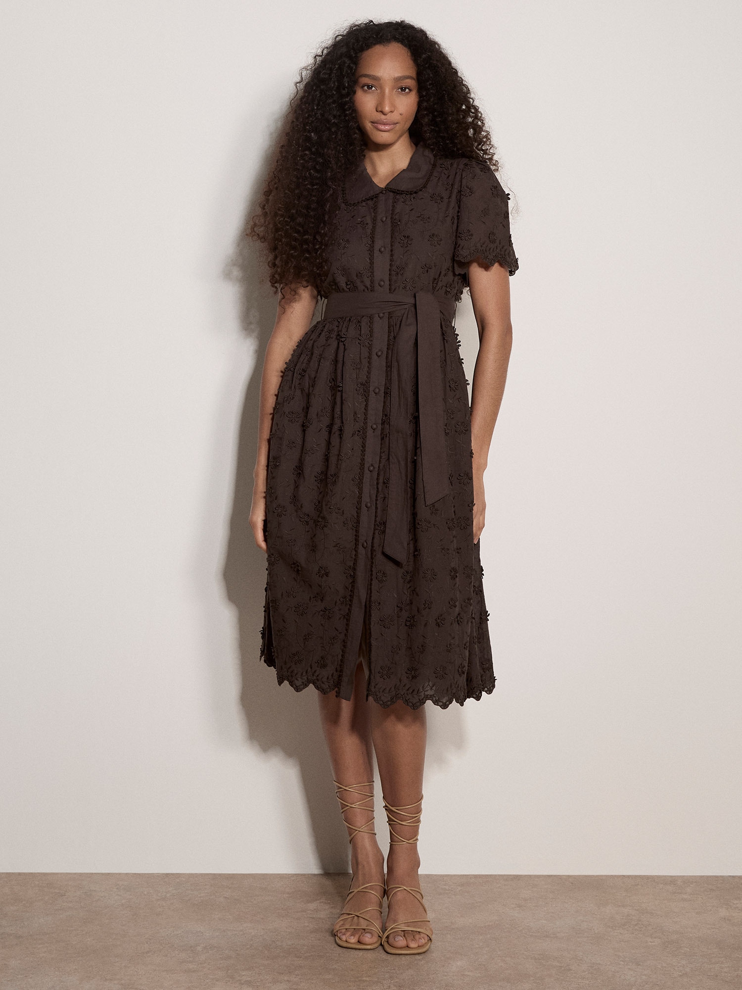 Apricot Midikleid "Baumwollkleid" Stoffgürtel, mit Blumenstickerei