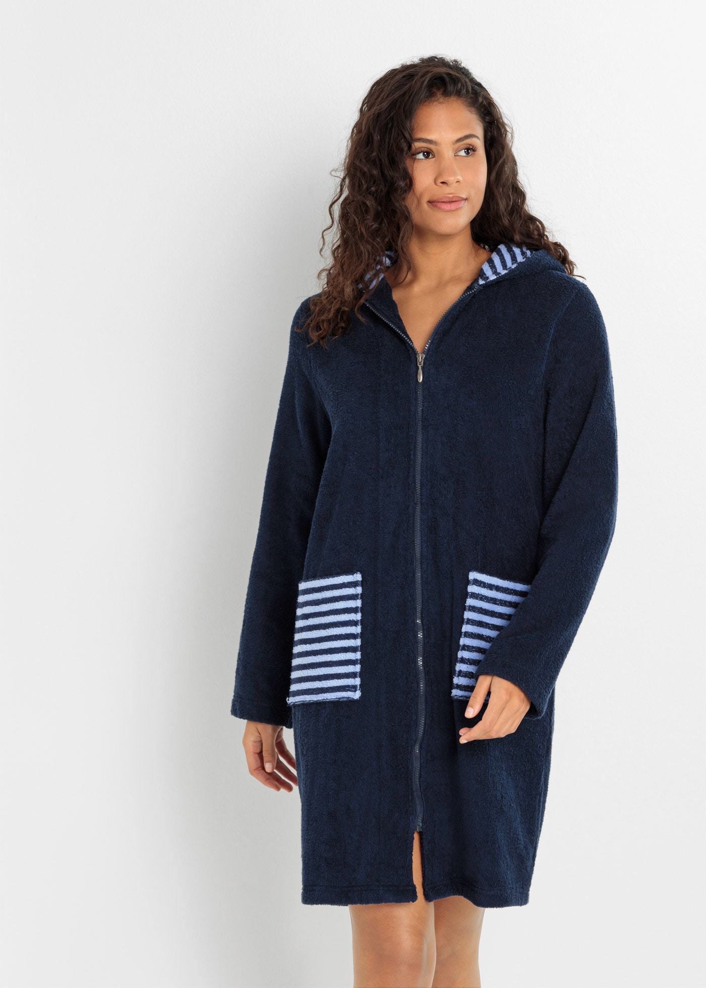 bonprix Bademantel "Frottee Bademantel aus Bio-Baumwolle mit Reißverschluss günstig online kaufen