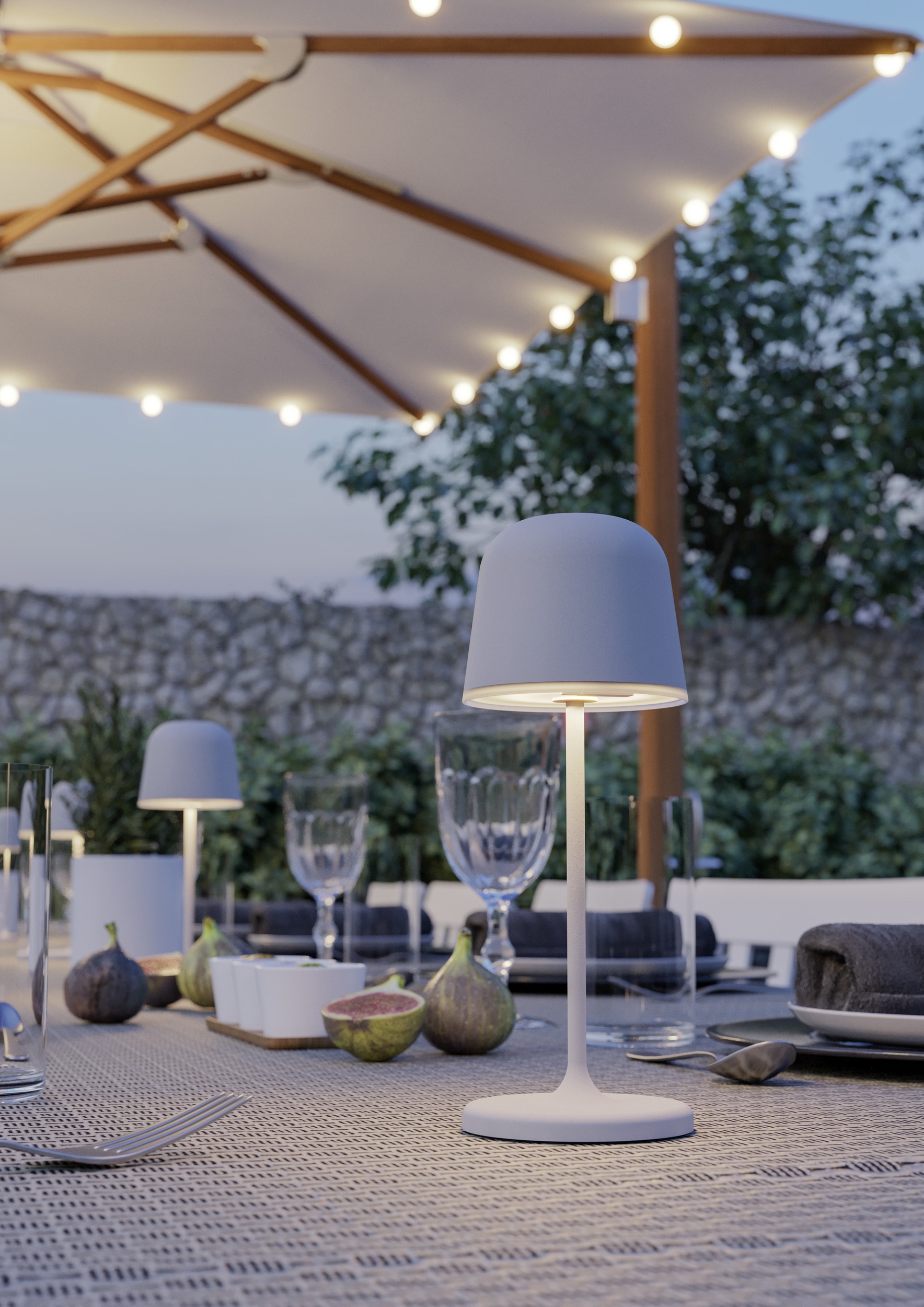 EGLO Tischleuchte »MANNERA-S Tischlampe - Alu, Stahl - LED - 1,8W - IP54« LED-Modul 1 Stk. Neutralweiß | Warmweiß Akku Tischleuchte, Außentischleuchte, Gartenlampe, H20 x Ø7,5 cm
