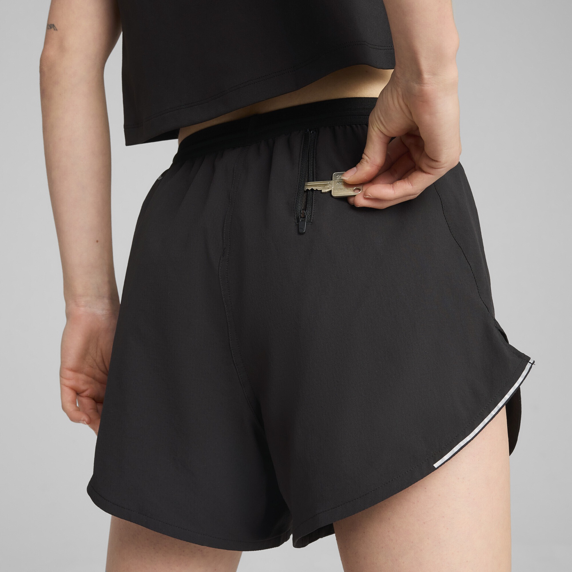 PUMA Trainingsshorts »PUMA x HYROX ULTRAWEAVE Velocity 4" Shorts Damen«