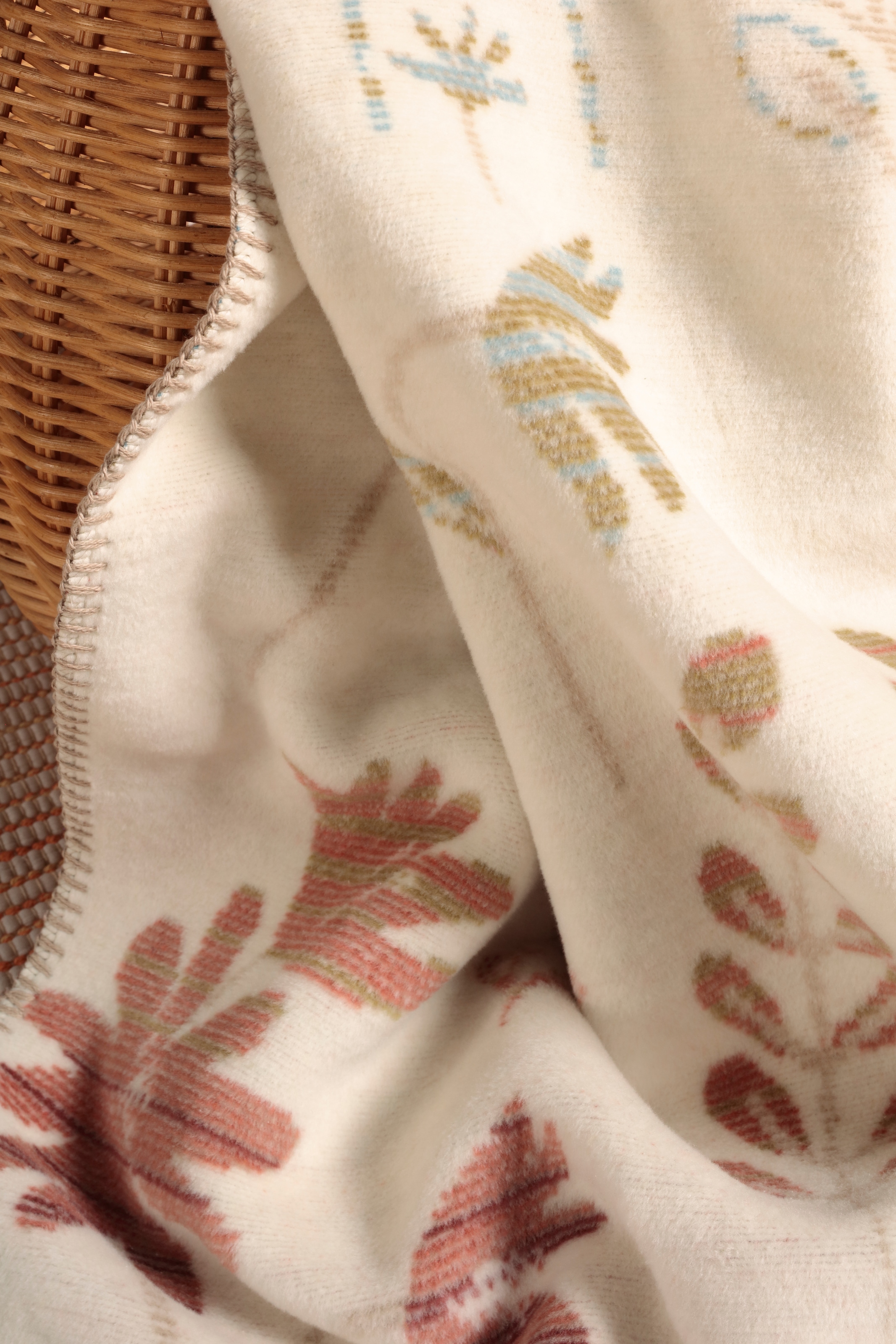 Biederlack Babydecke »Babydecke Wild Flowers«, 75 x 100, mit Zierstich