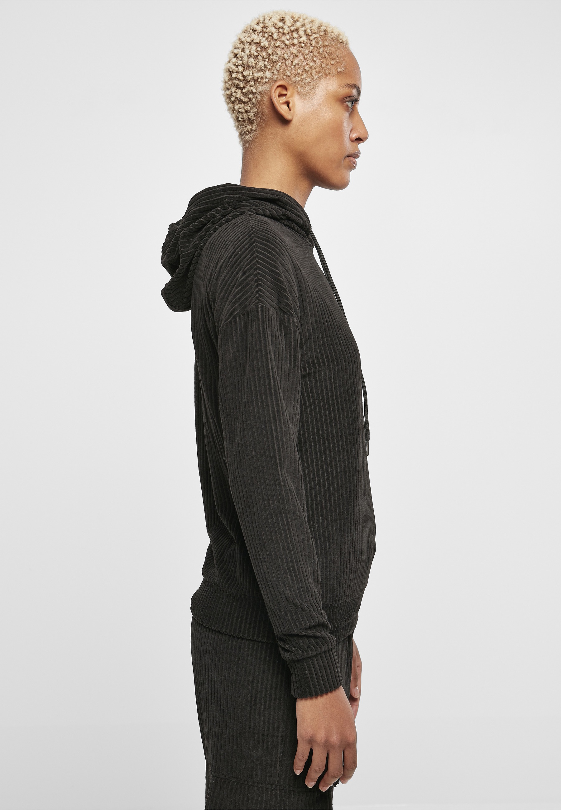 URBAN CLASSICS Kapuzensweatshirt »Urban Classics Damen Ladies Velvet Rib Hoody«, 1 Stk.
