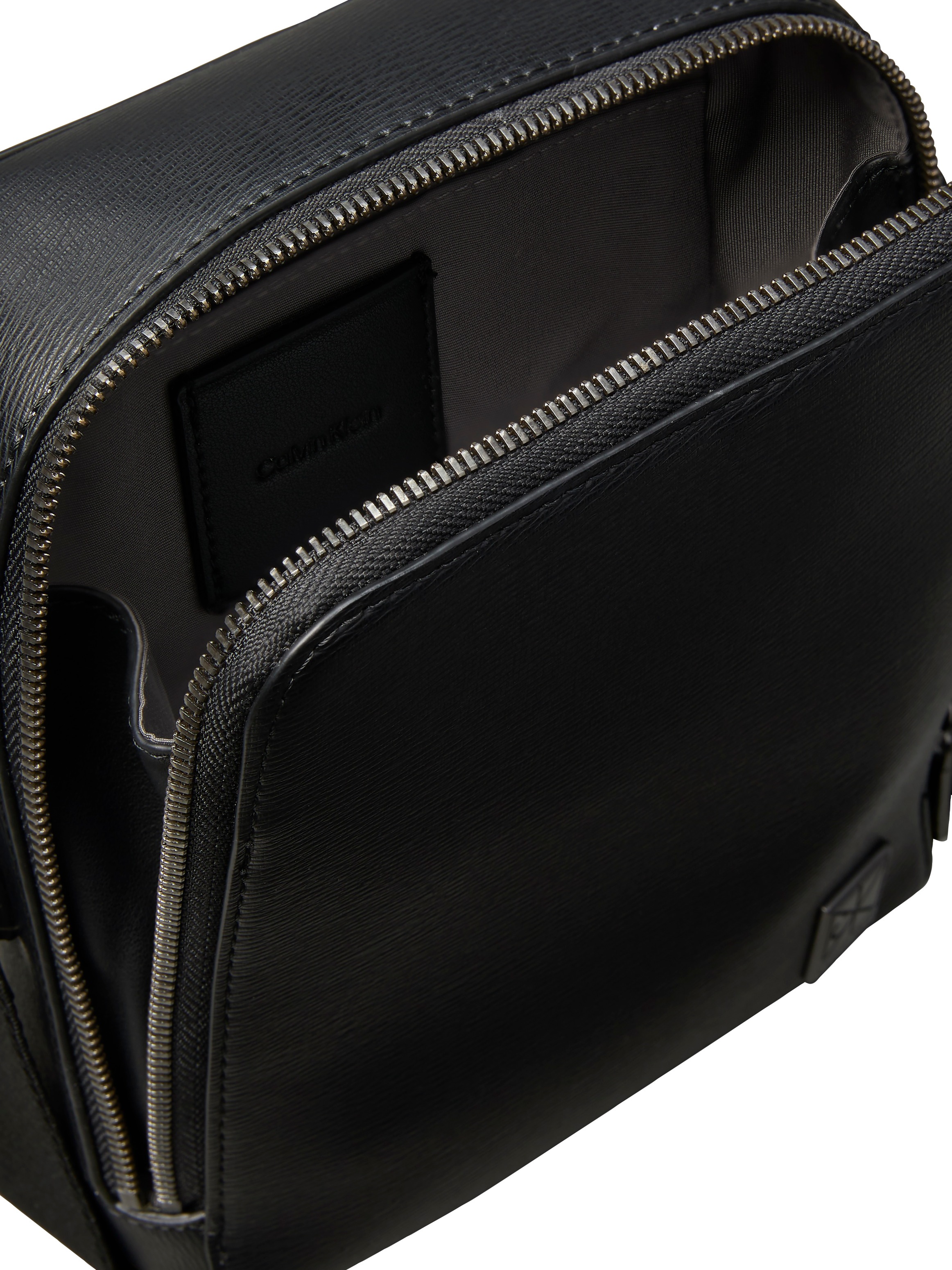 Calvin Klein Umhängetasche »EMBLEM HW REPORTER« Herren Minibag, Schultertasche, Body Bag mit Reißverschluss