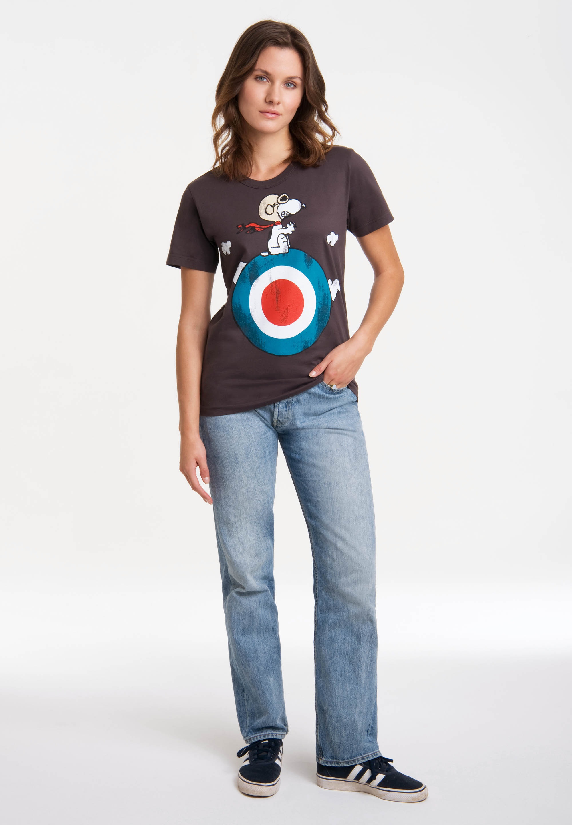 LOGOSHIRT T-Shirt »Peanuts - Snoopy«, mit lizenziertem Print