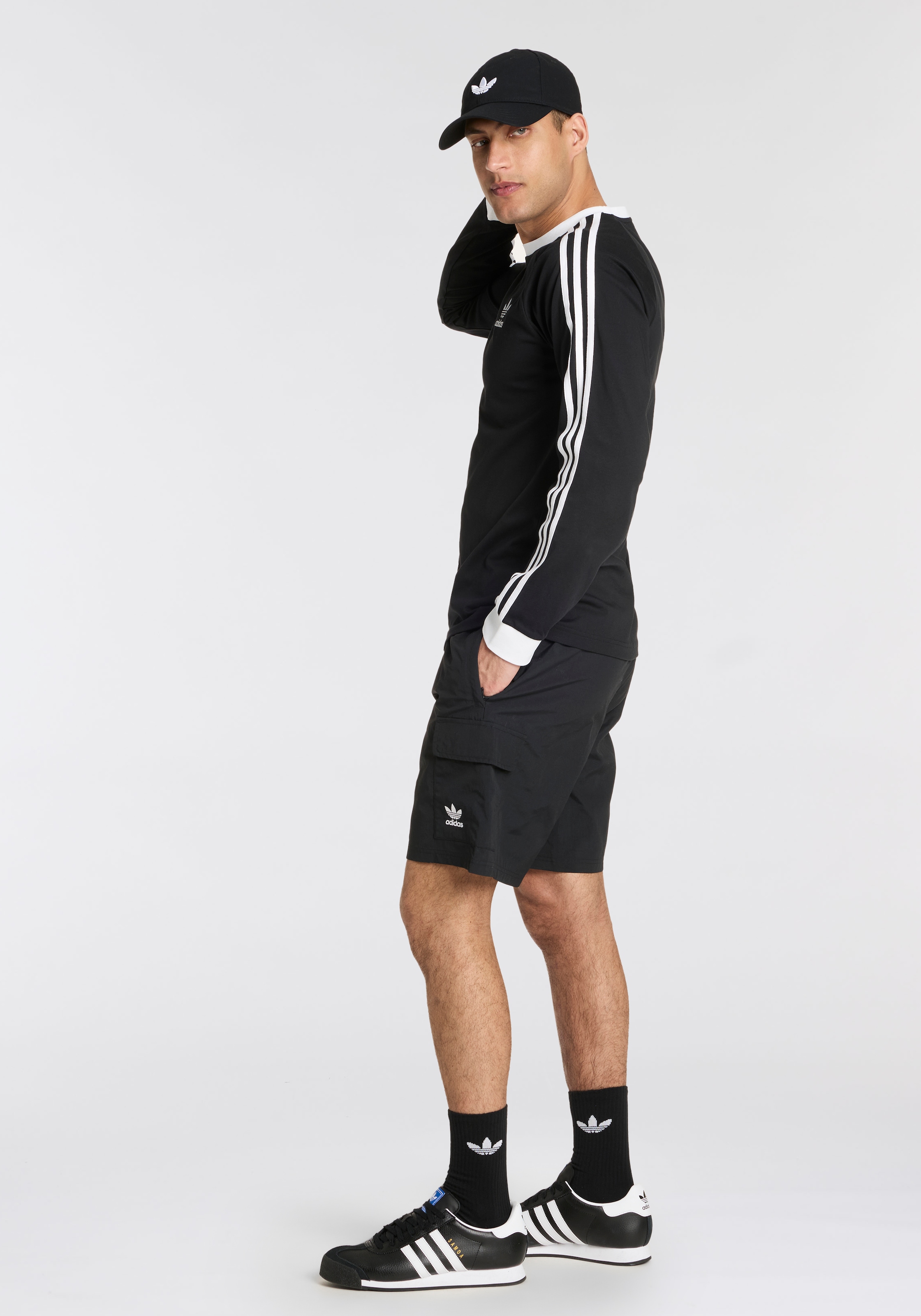adidas Originals Shorts »ESS WVN SHORTS«, (1 tlg.)