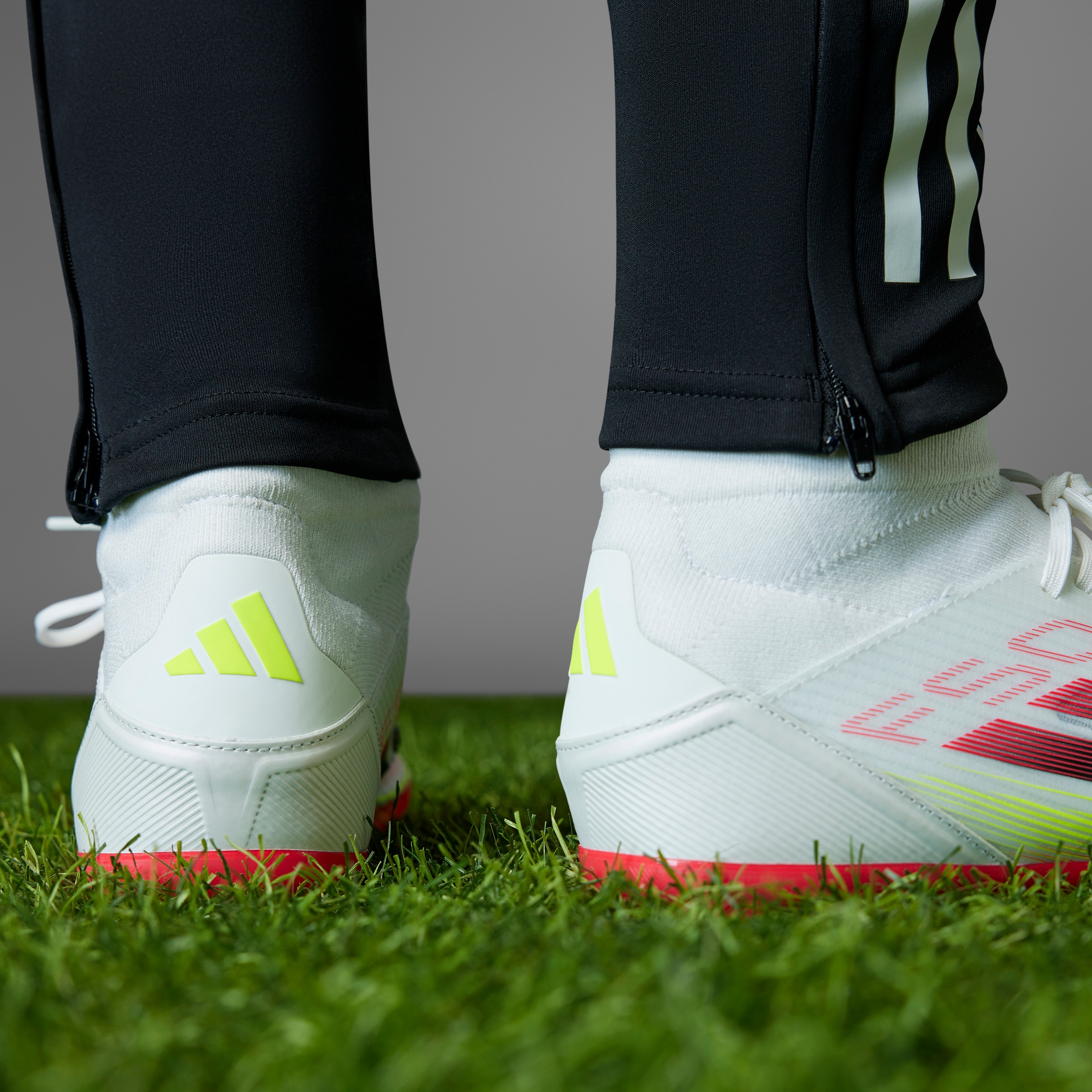 adidas Performance Fußballschuh »F50 LEAGUE MID FG/MG«