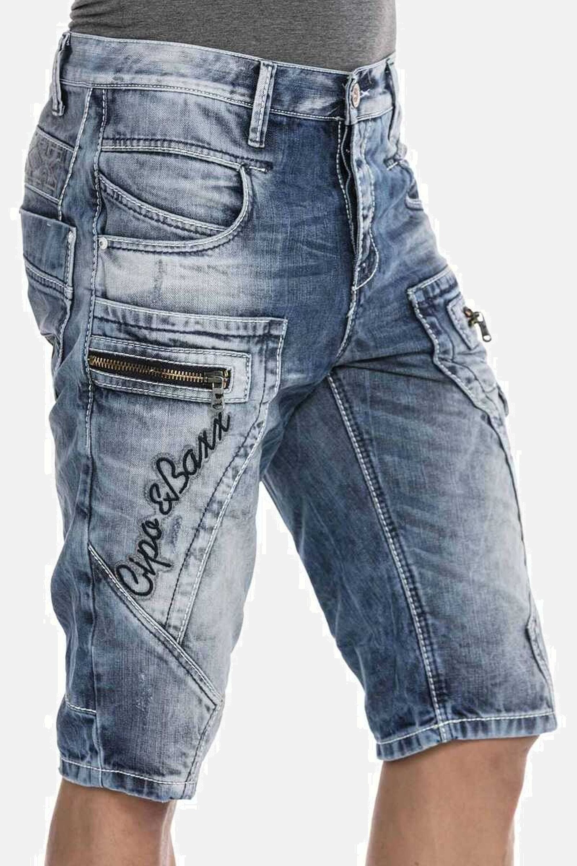 Cipo & Baxx Jeansbermudas »Bermuda & Short«, mit Applikationen und Ziernähten, CK101