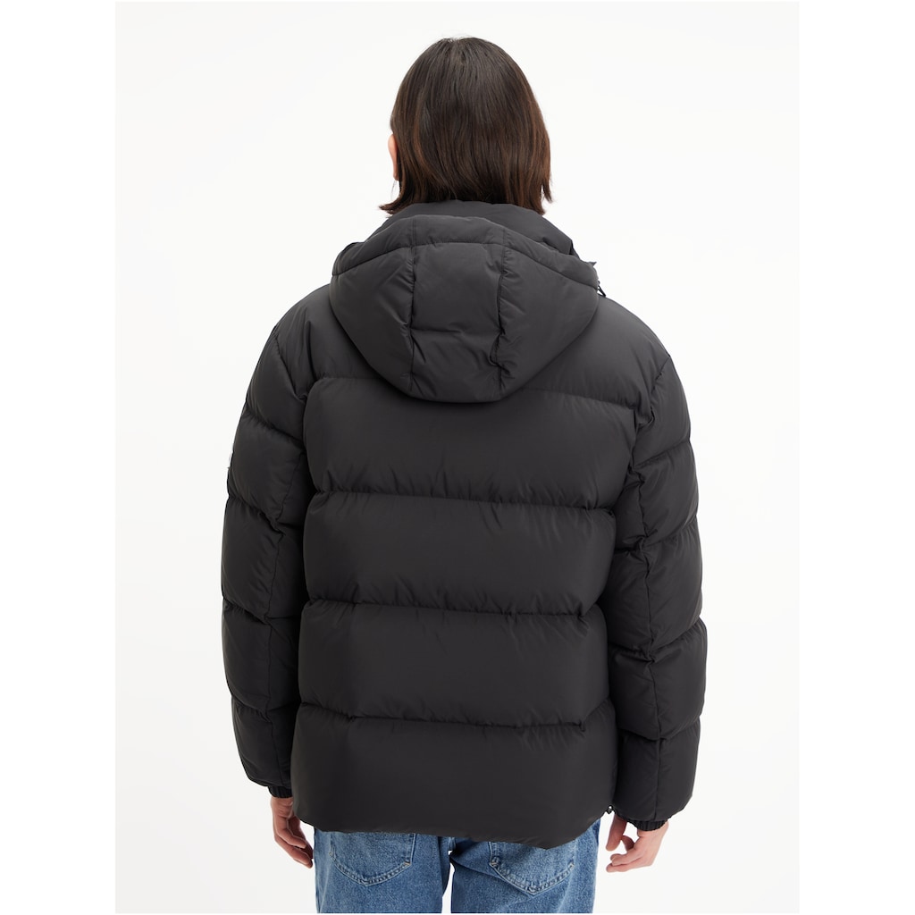 Tommy Jeans Daunenjacke »TJM ESSENTIAL DOWN JACKET«, mit Kapuze