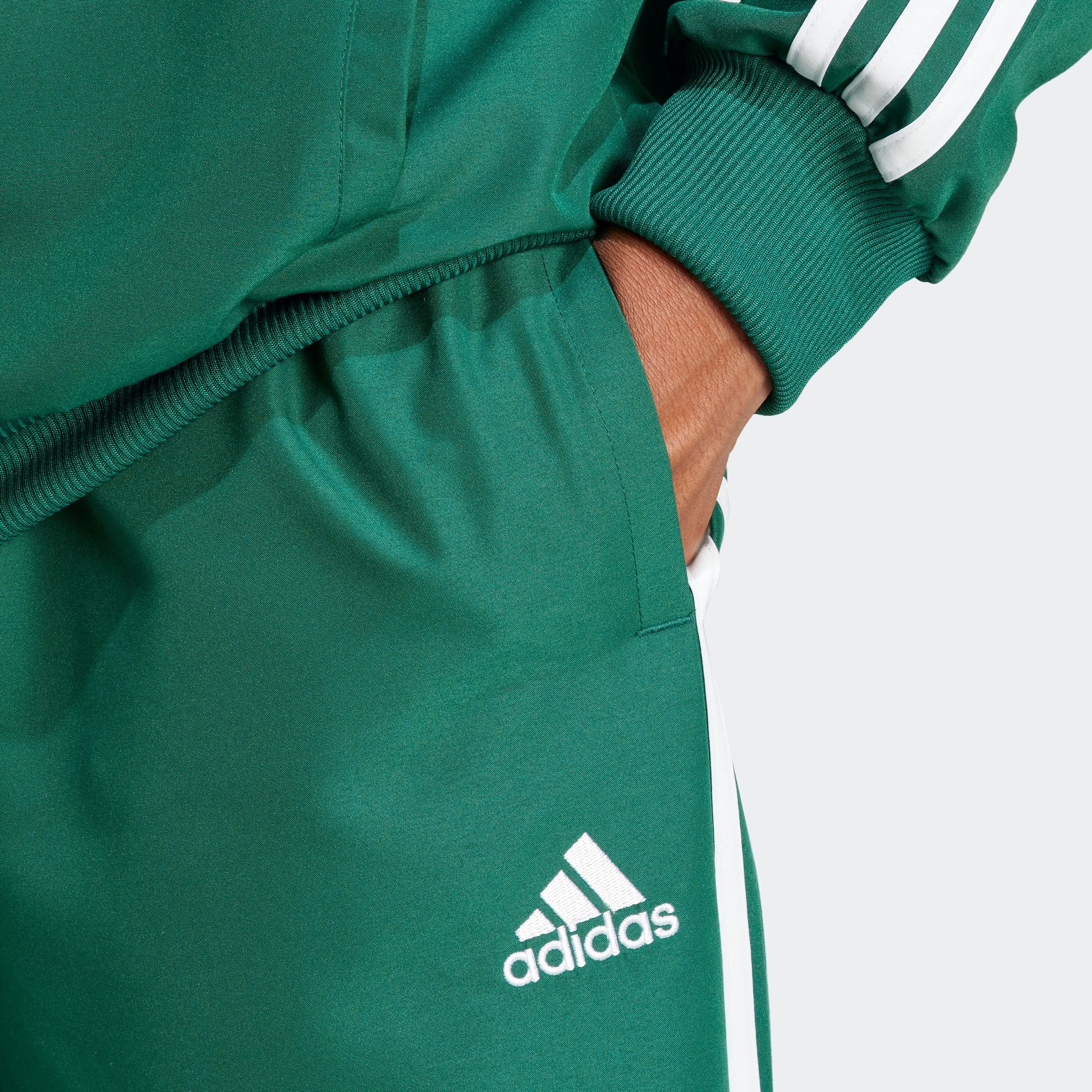adidas Sportswear Trainingsanzug »3-STREIFEN WOVEN«, (2 tlg.) auf Raten |  BAUR
