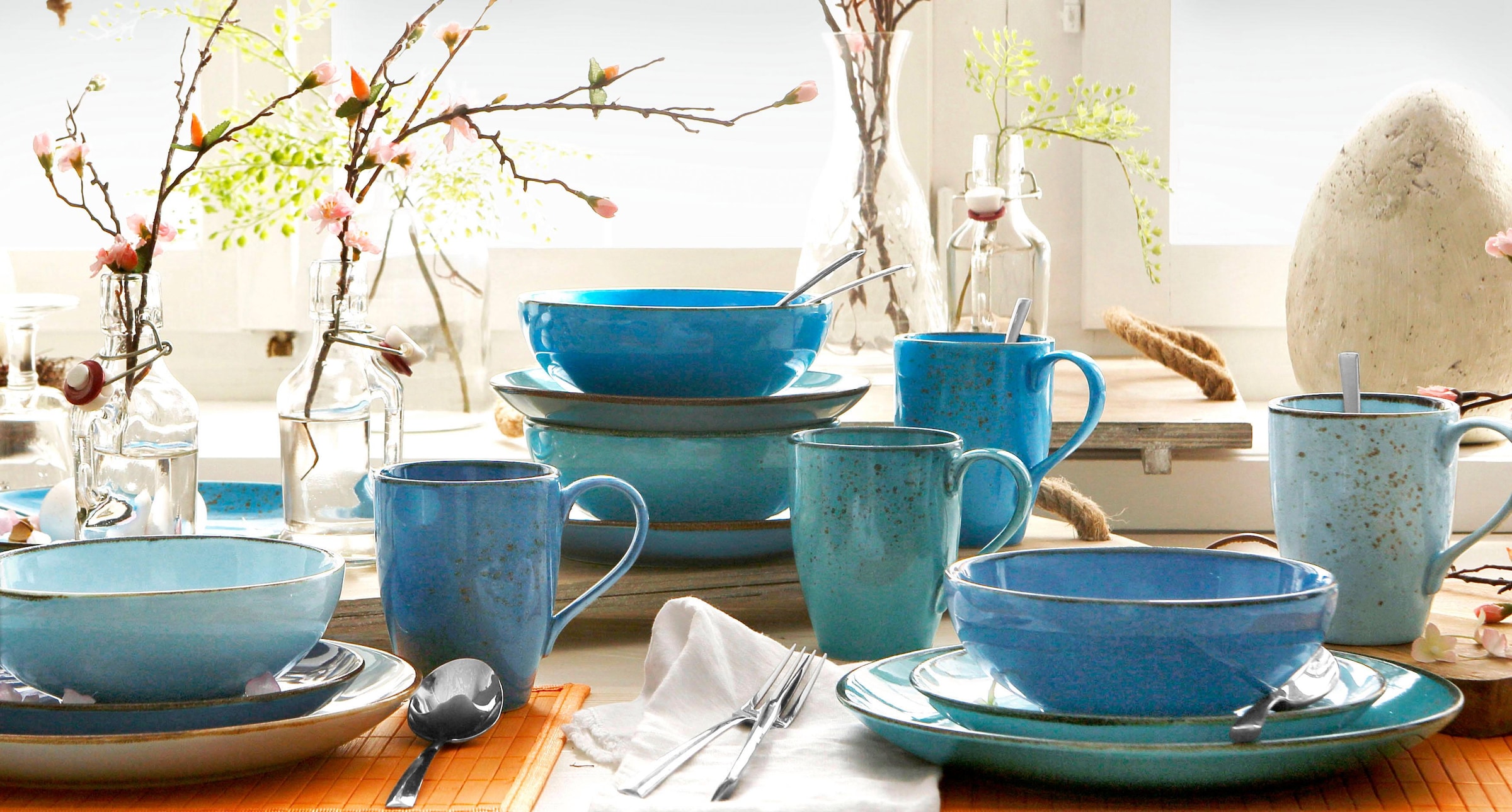 CreaTable Kombiservice »Geschirr-Set NATURE COLLECTION Aqua«, (Set, 16 tlg., Kaffeeservice und Tafelservice im Set, für 4 Personen), Service, Trendaktuelle Blau-Töne, 16 Teile, für 4 Personen