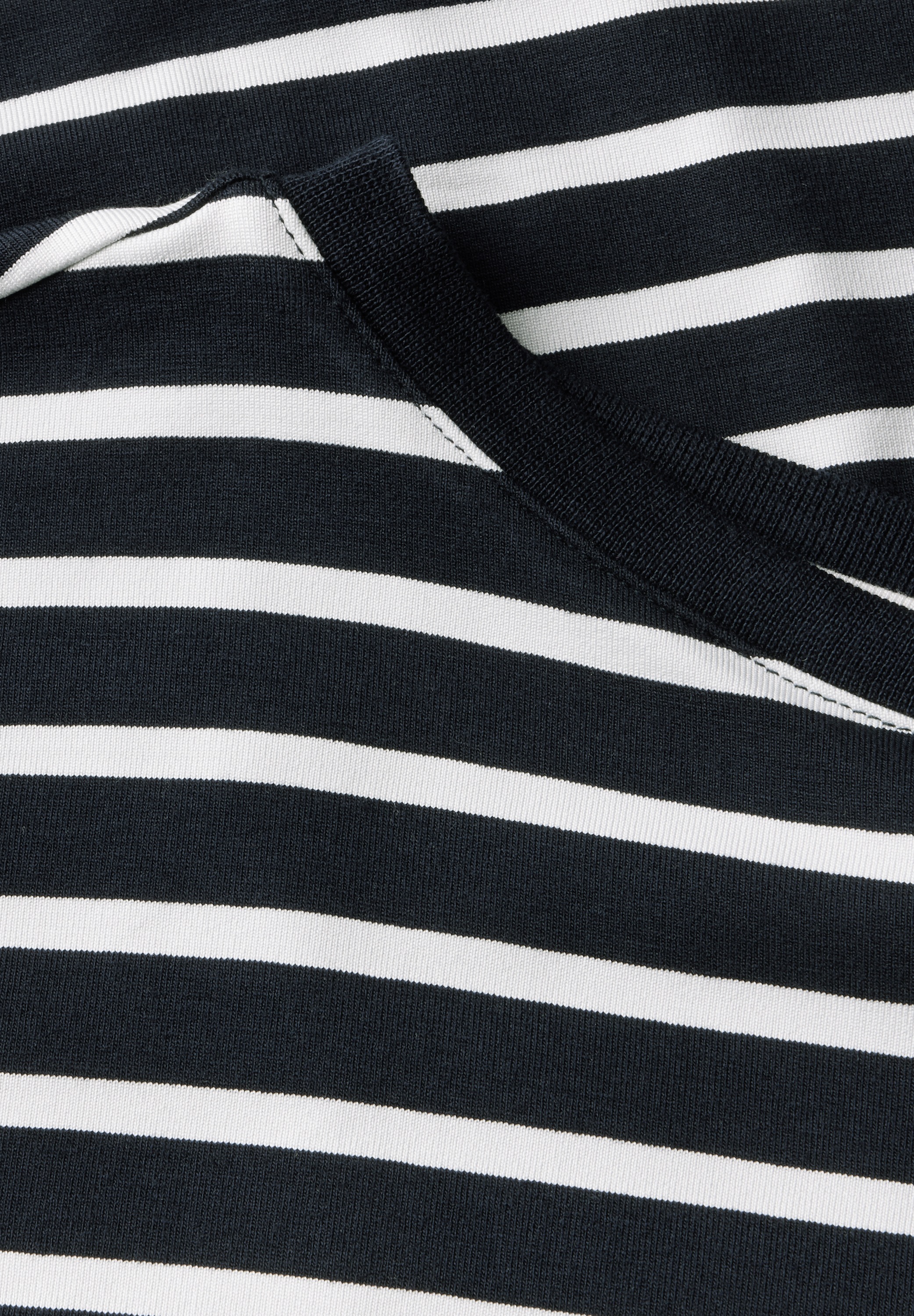 Cecil Rundhalsshirt, mit U-Boot-Ausschnitt