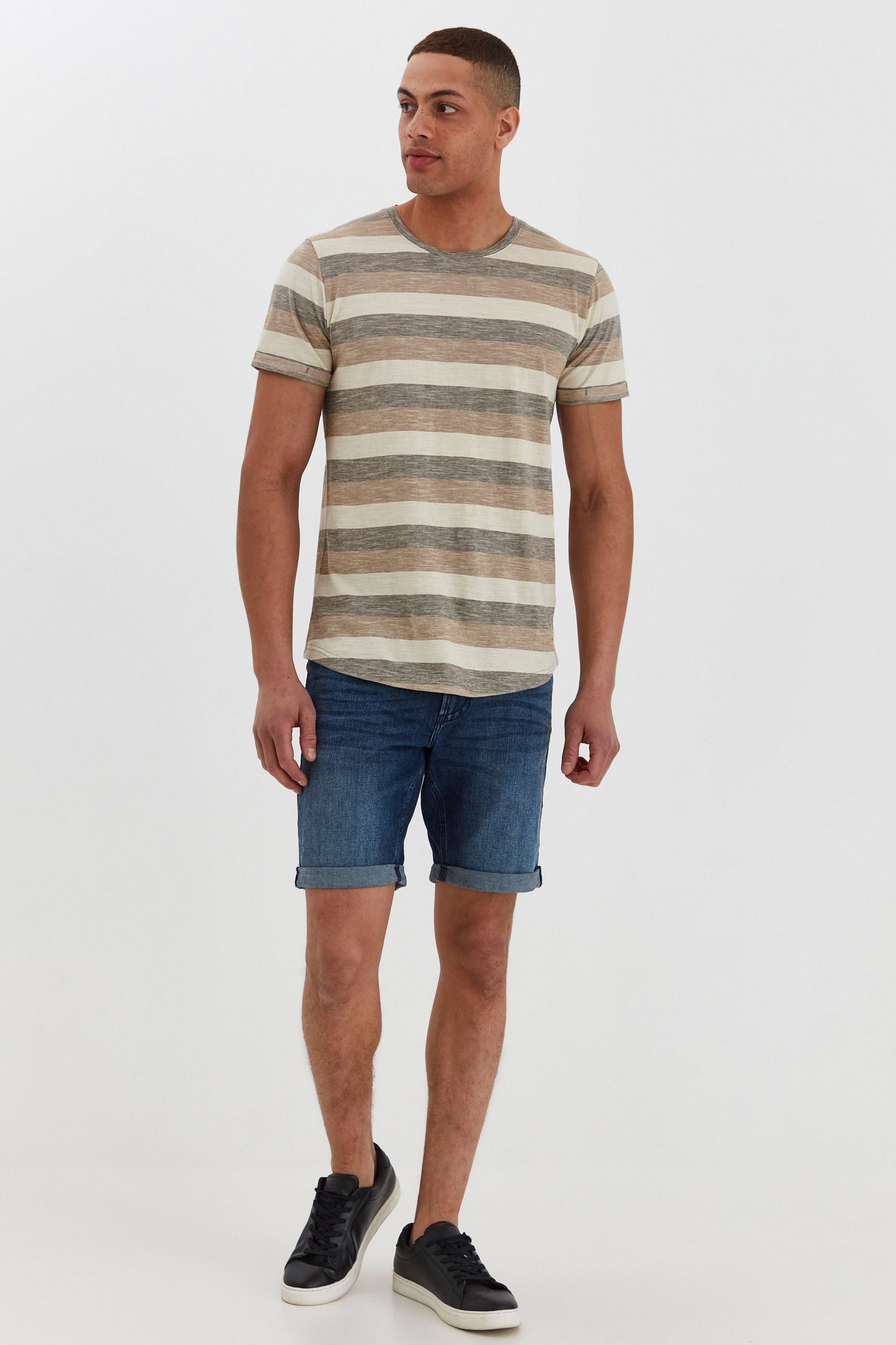 Thumbnail - Blend Jeansshorts "BHGrilitsch", Stilvolle 5-Pocket-Jeansshorts mit leichten Destroyed-Effekten