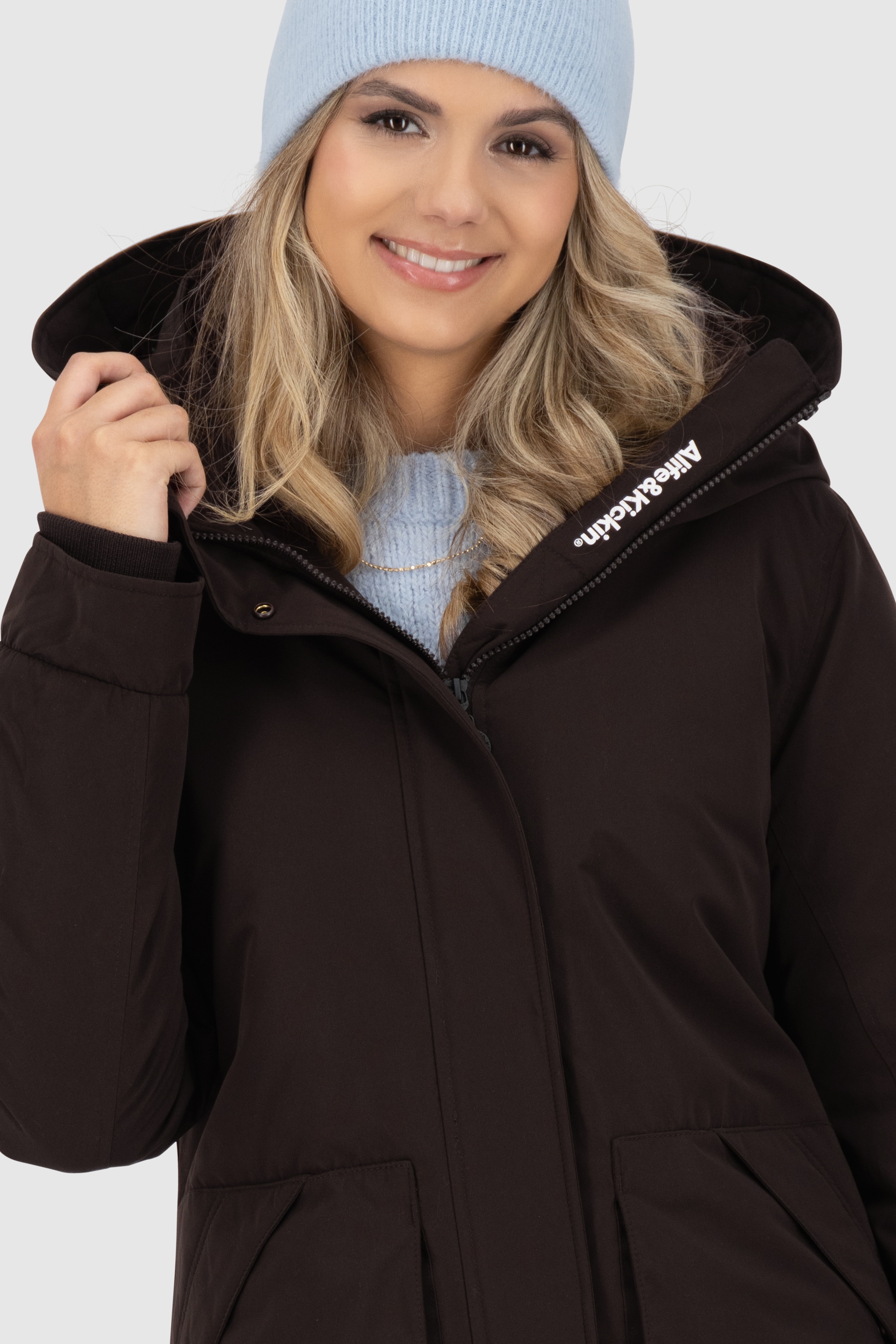 Alife & Kickin Winterjacke »Damen FloraAK A«, mit Kapuze, Gefütterte Winterjacke mit kuscheligem Innenfell und großer Kapuze
