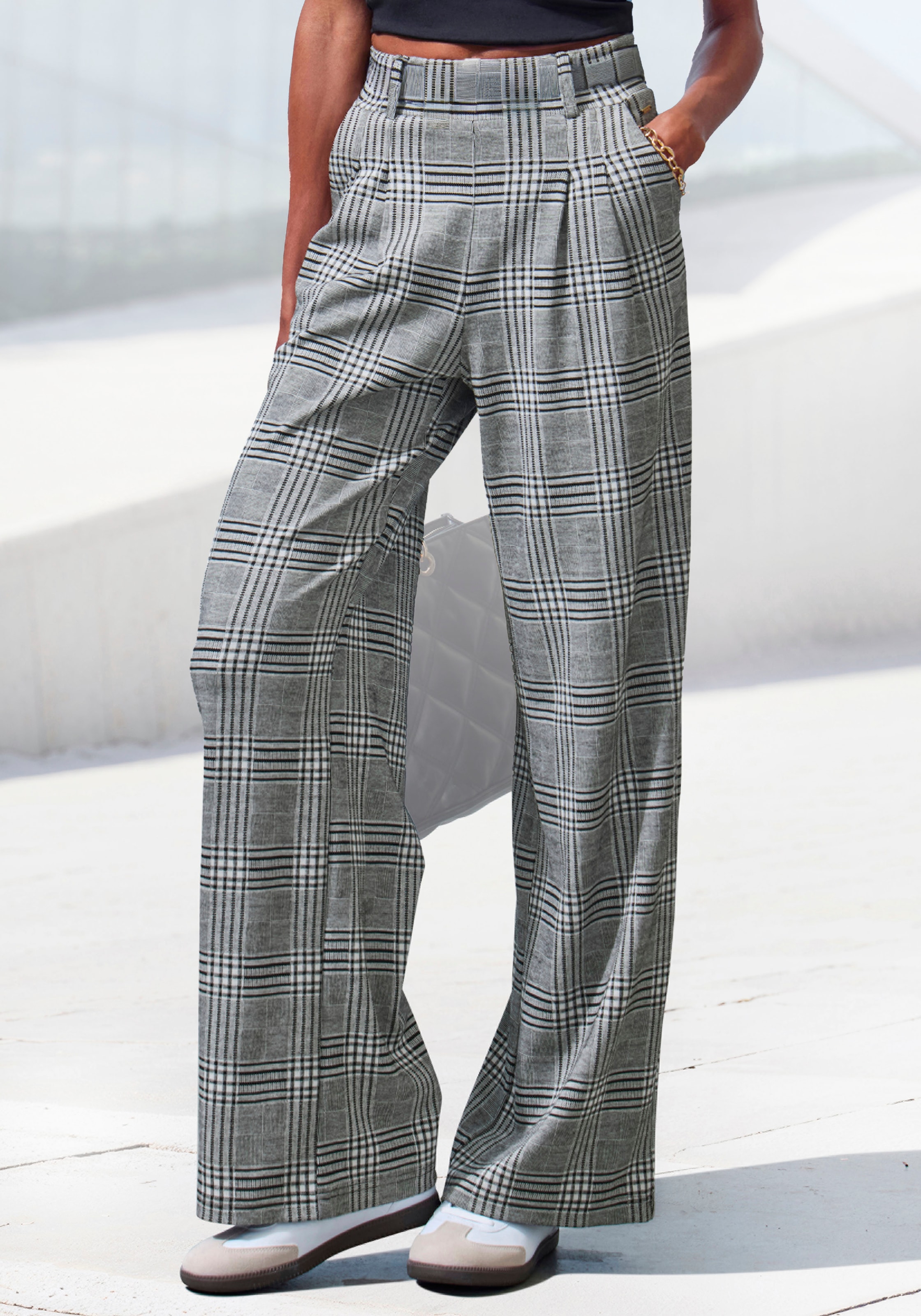 LASCANA Schlupfhose "extra Weit mit Bundfalten" mit Jacquard Strickmuster oder uni schwarz