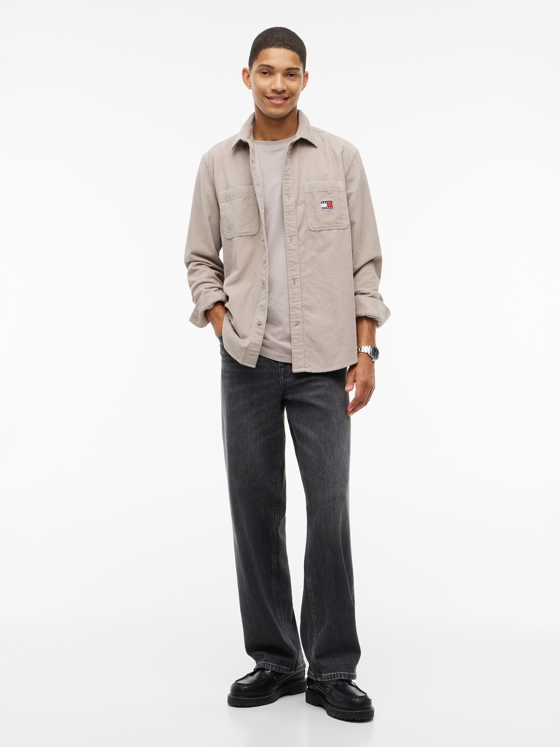 Tommy Jeans Langarmhemd »RELAXED CORDUROY SHIRT« Relaxed fit mit Brusttaschen